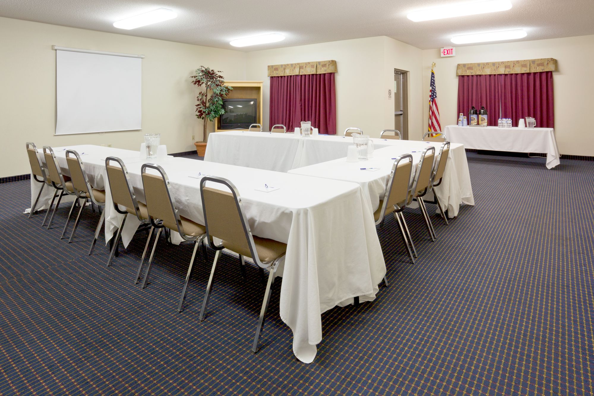 Holiday Inn Express Hotel & Suites Superior