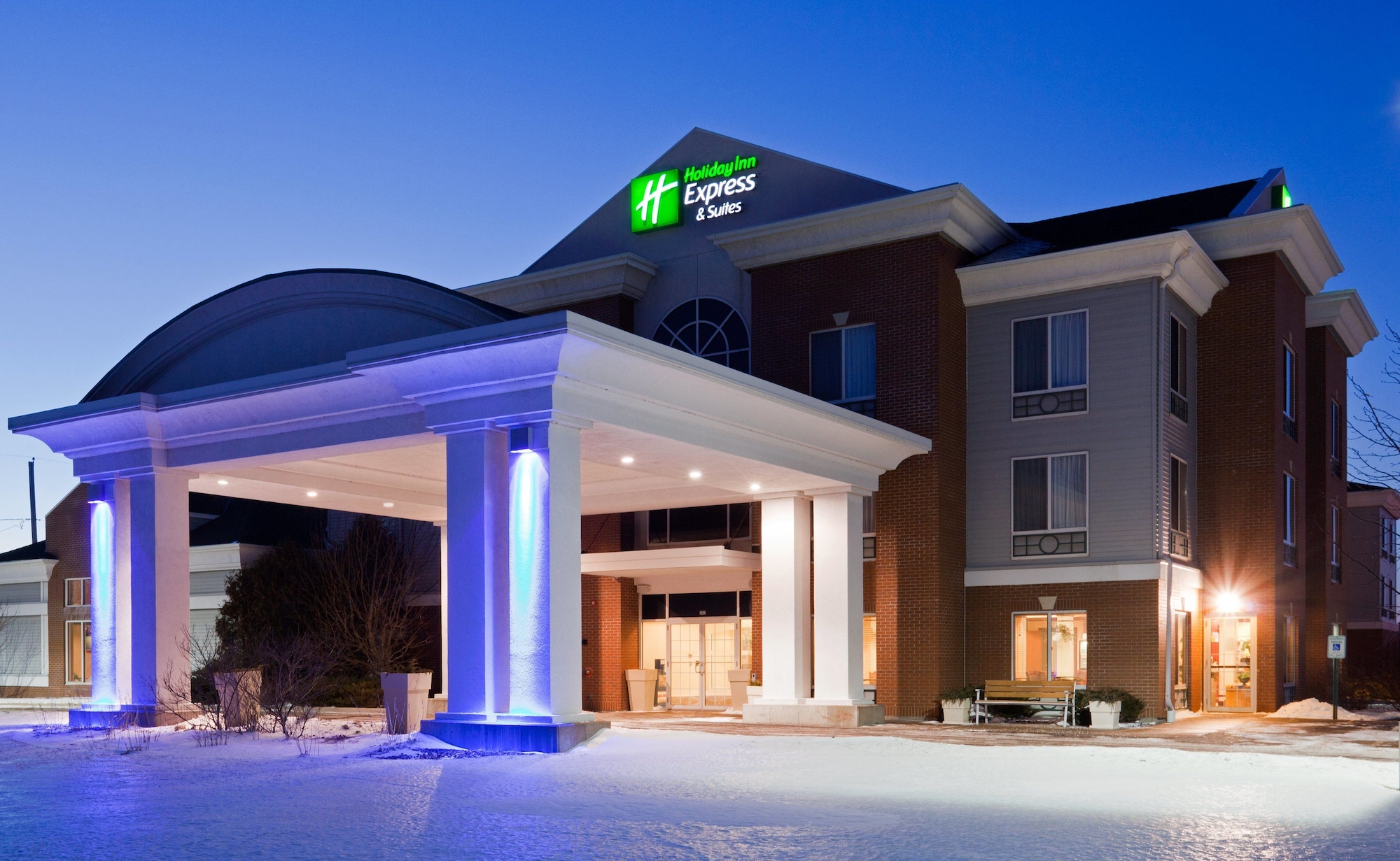 Holiday Inn Express Hotel & Suites Superior