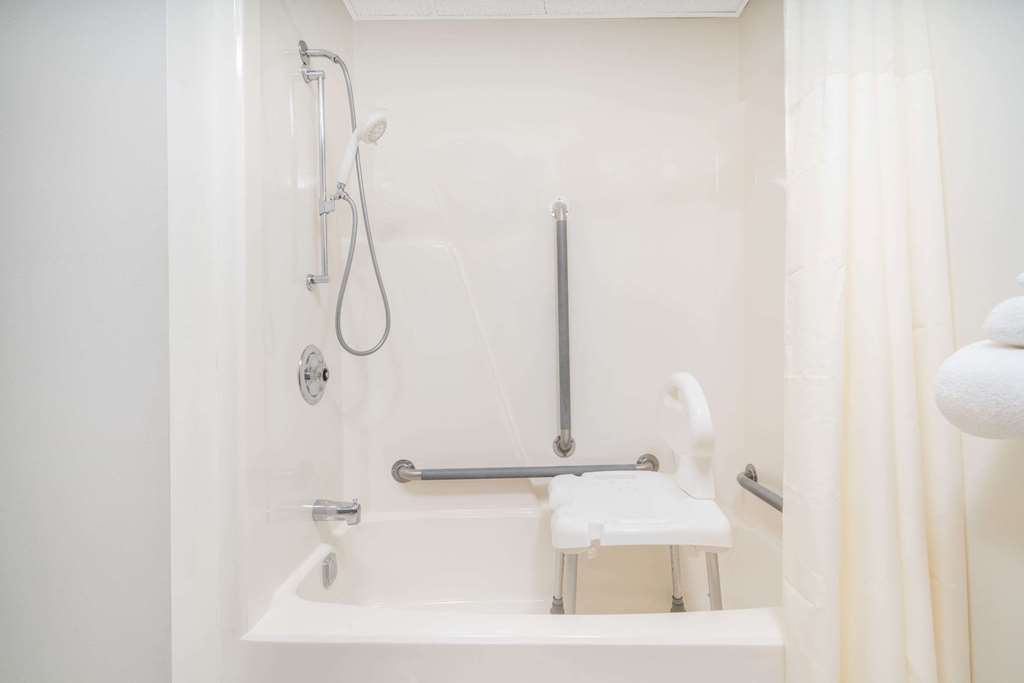 Super 8 by Wyndham Superior WI