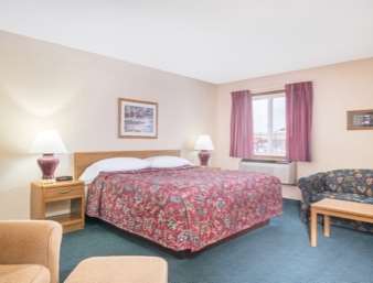 Super 8 by Wyndham Superior WI