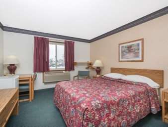 Super 8 by Wyndham Superior WI