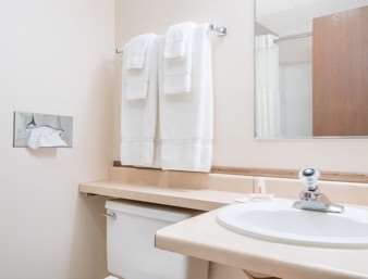 Super 8 by Wyndham Superior WI