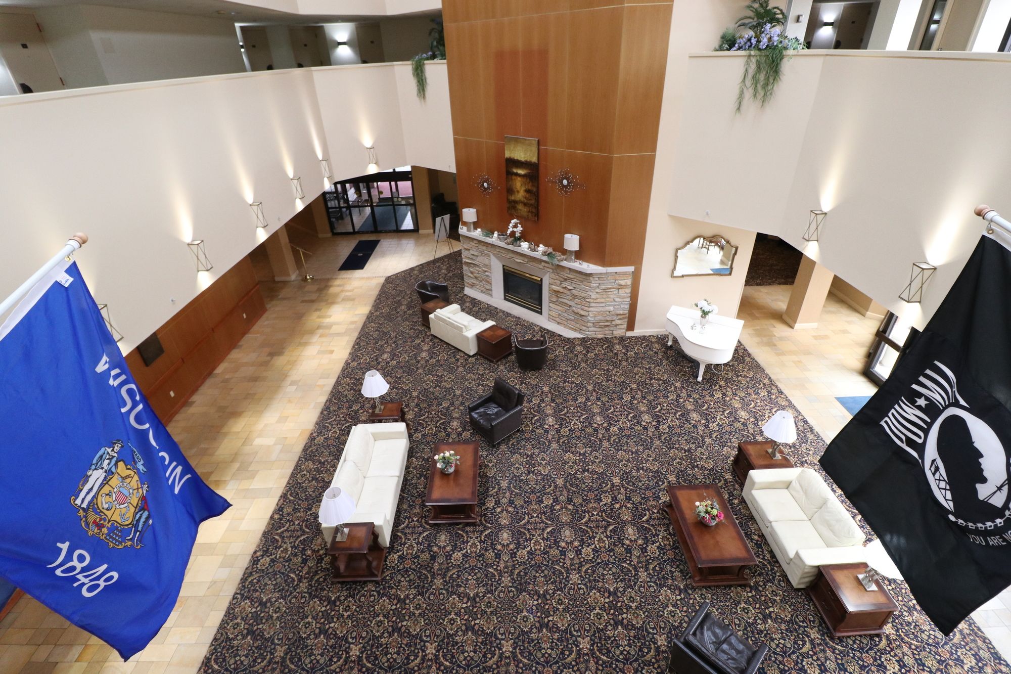 Hotel Mead & Conference Center