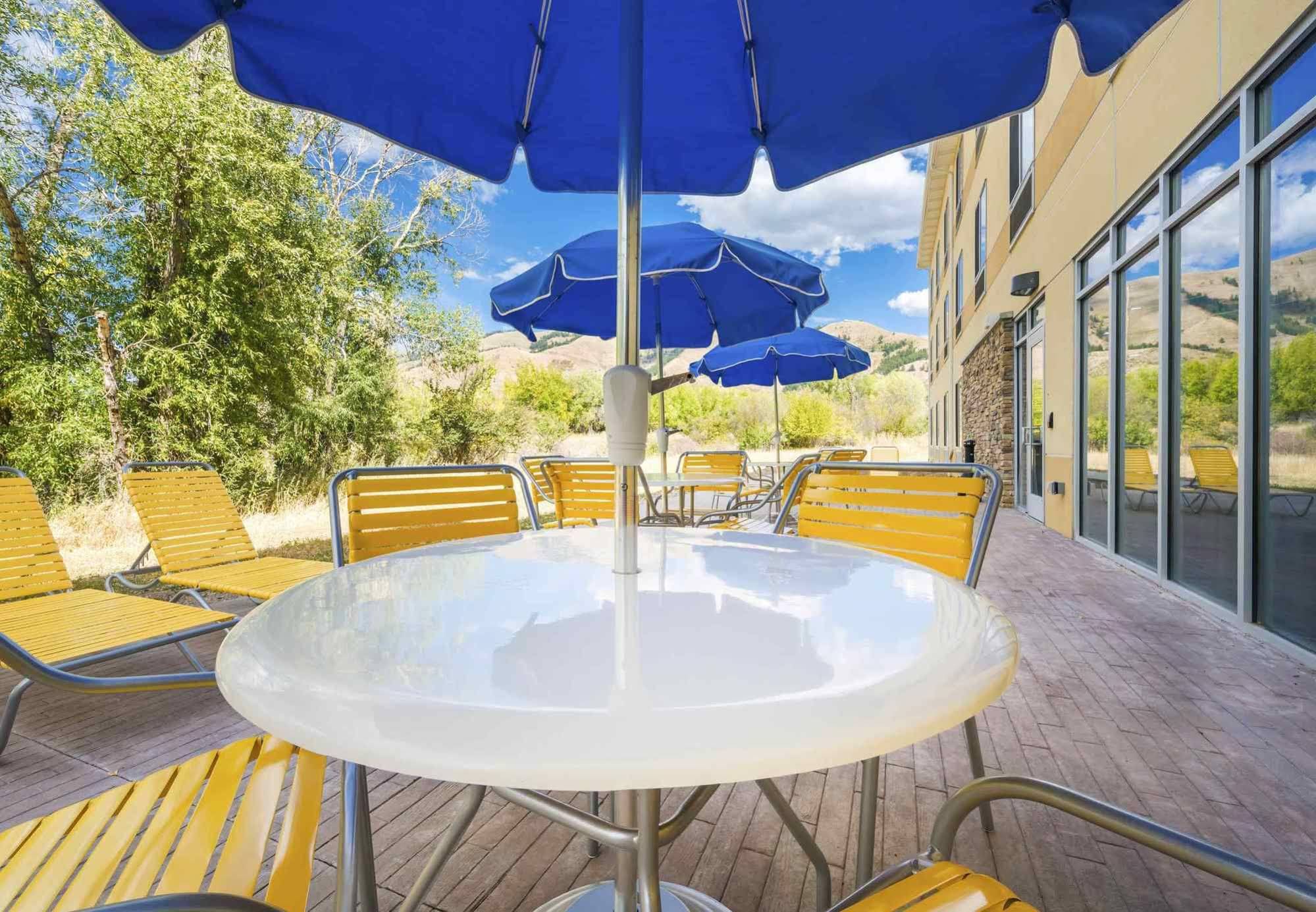Fairfield Inn & Suites Afton