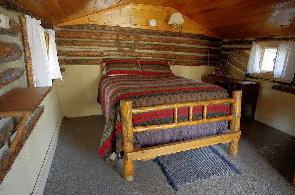 South Fork Mountain Lodge