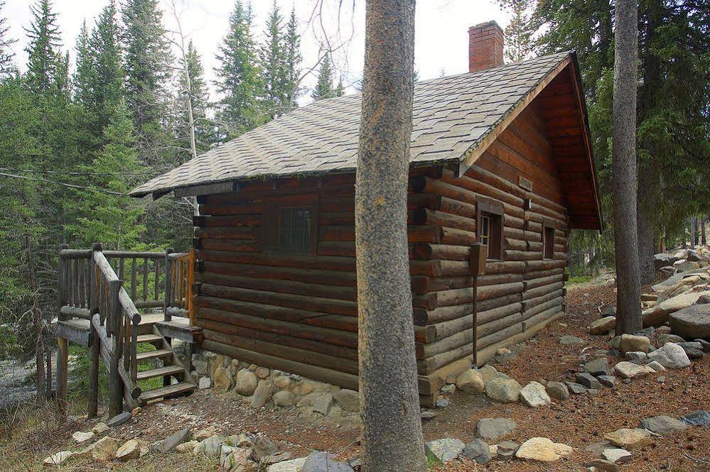 South Fork Mountain Lodge