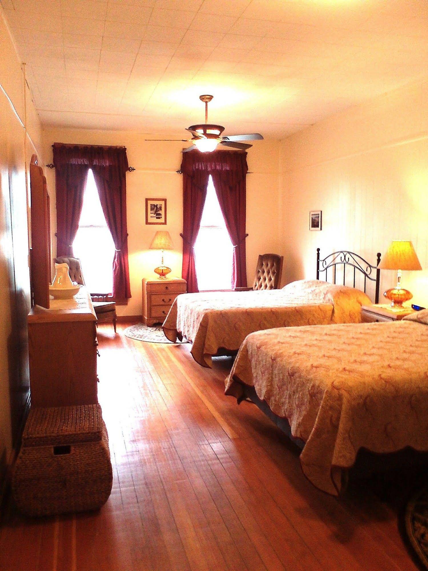 The Capitol Hotel Vacation Suites