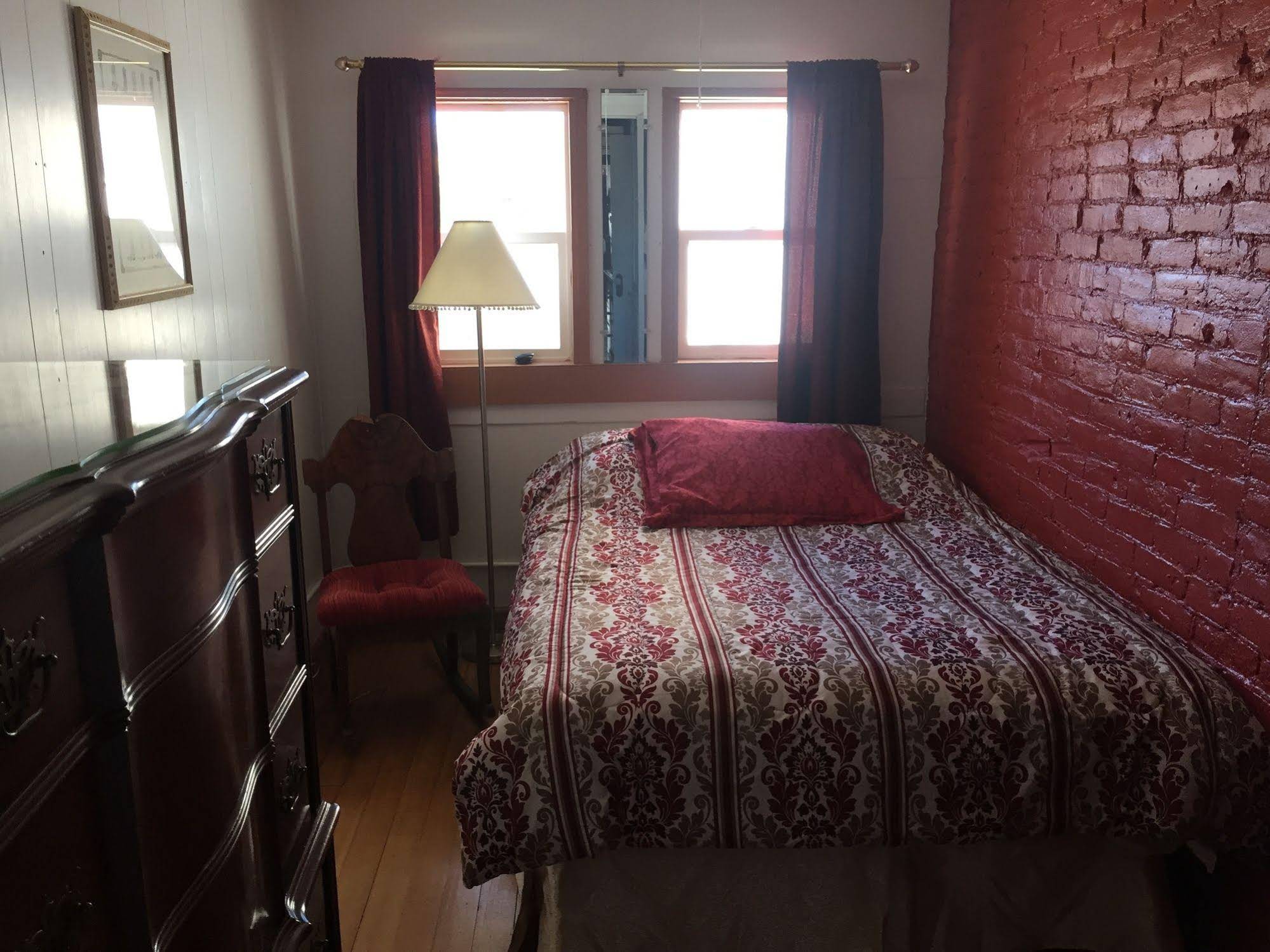 The Capitol Hotel Vacation Suites