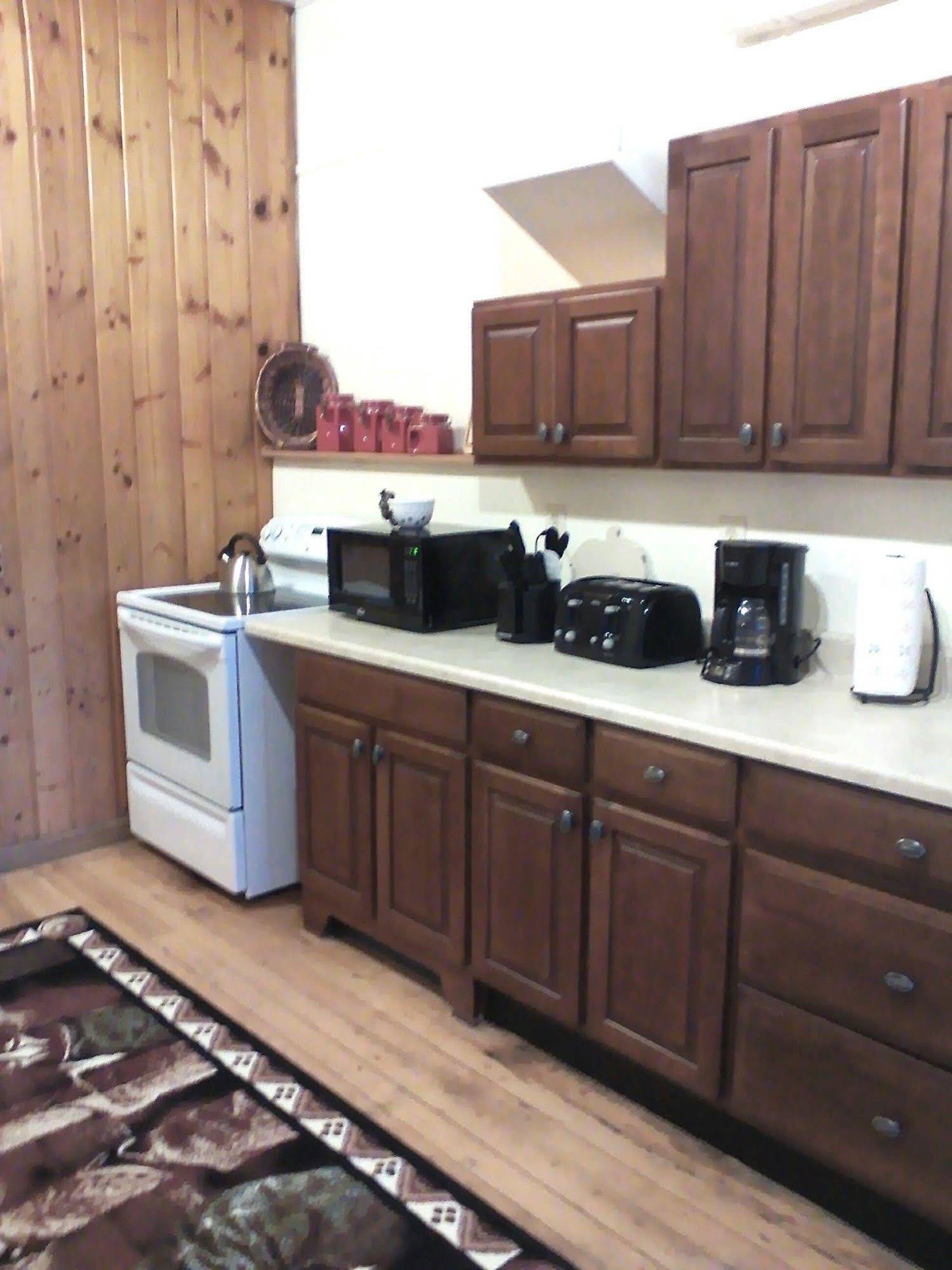 The Capitol Hotel Vacation Suites