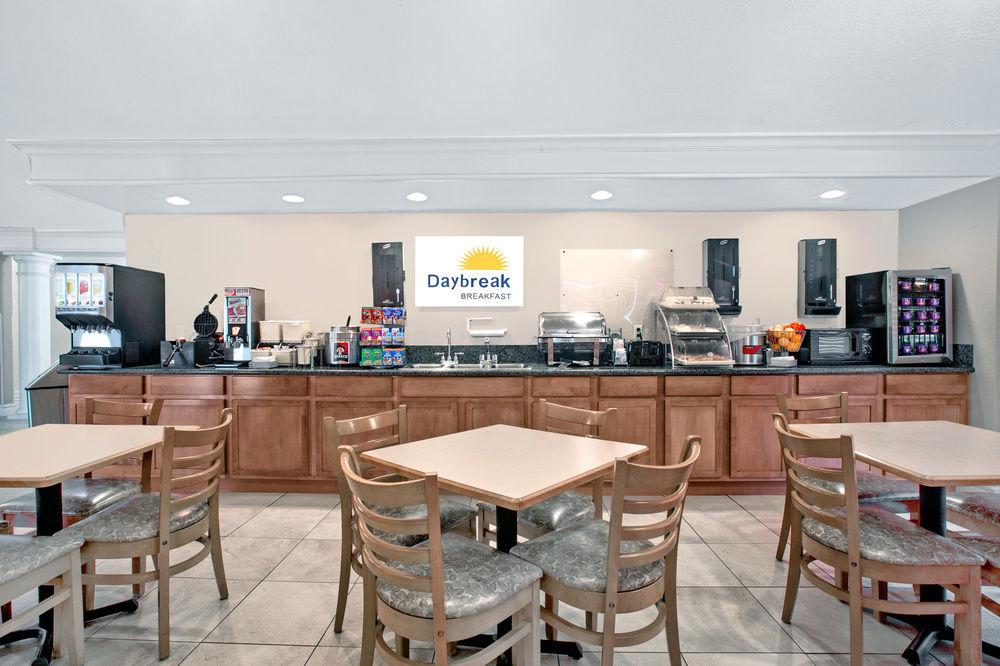 Days Inn by Wyndham Casper