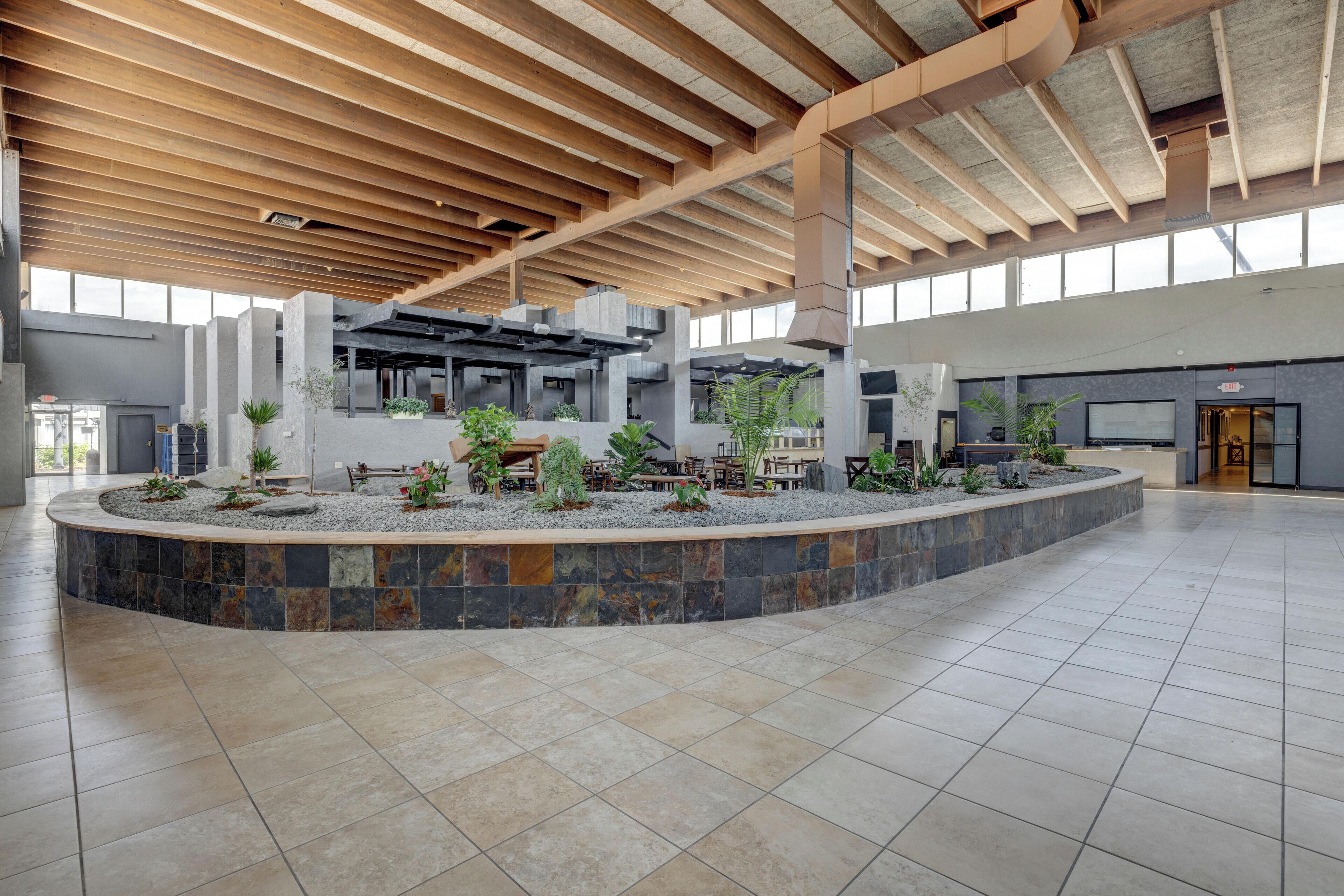 Riverside Hotel