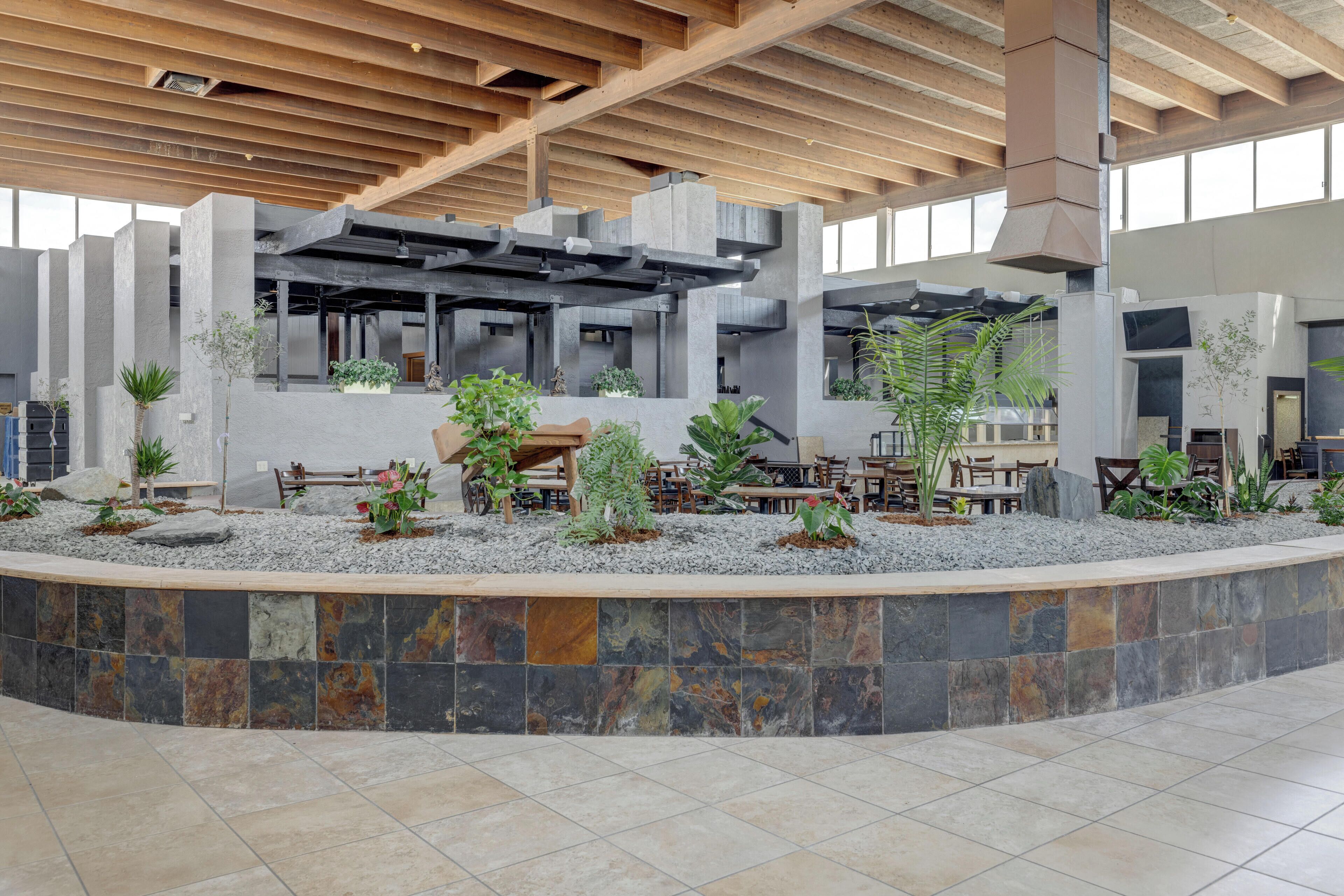 Riverside Hotel