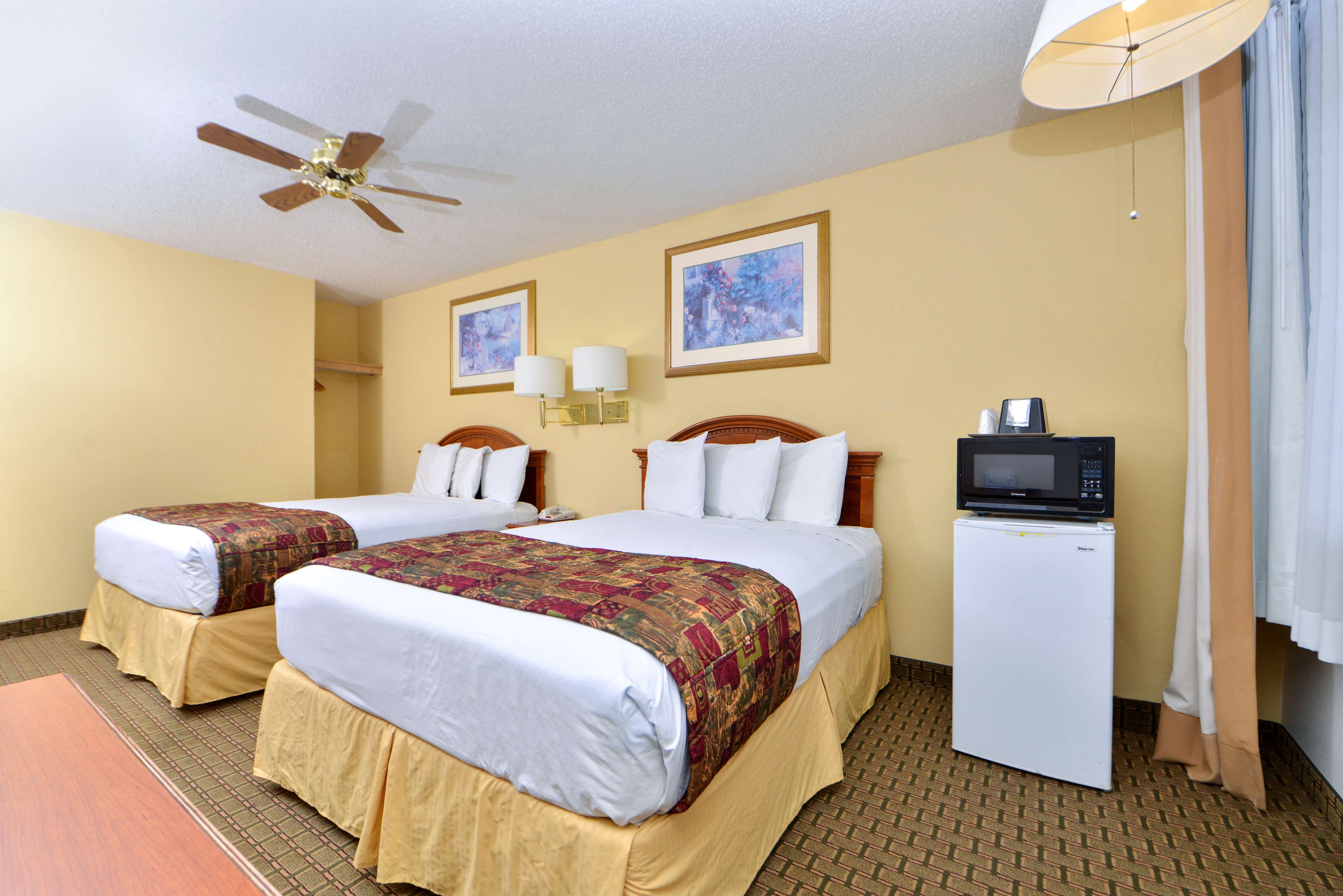 GuestHouse Inn & Suites Cheyenne