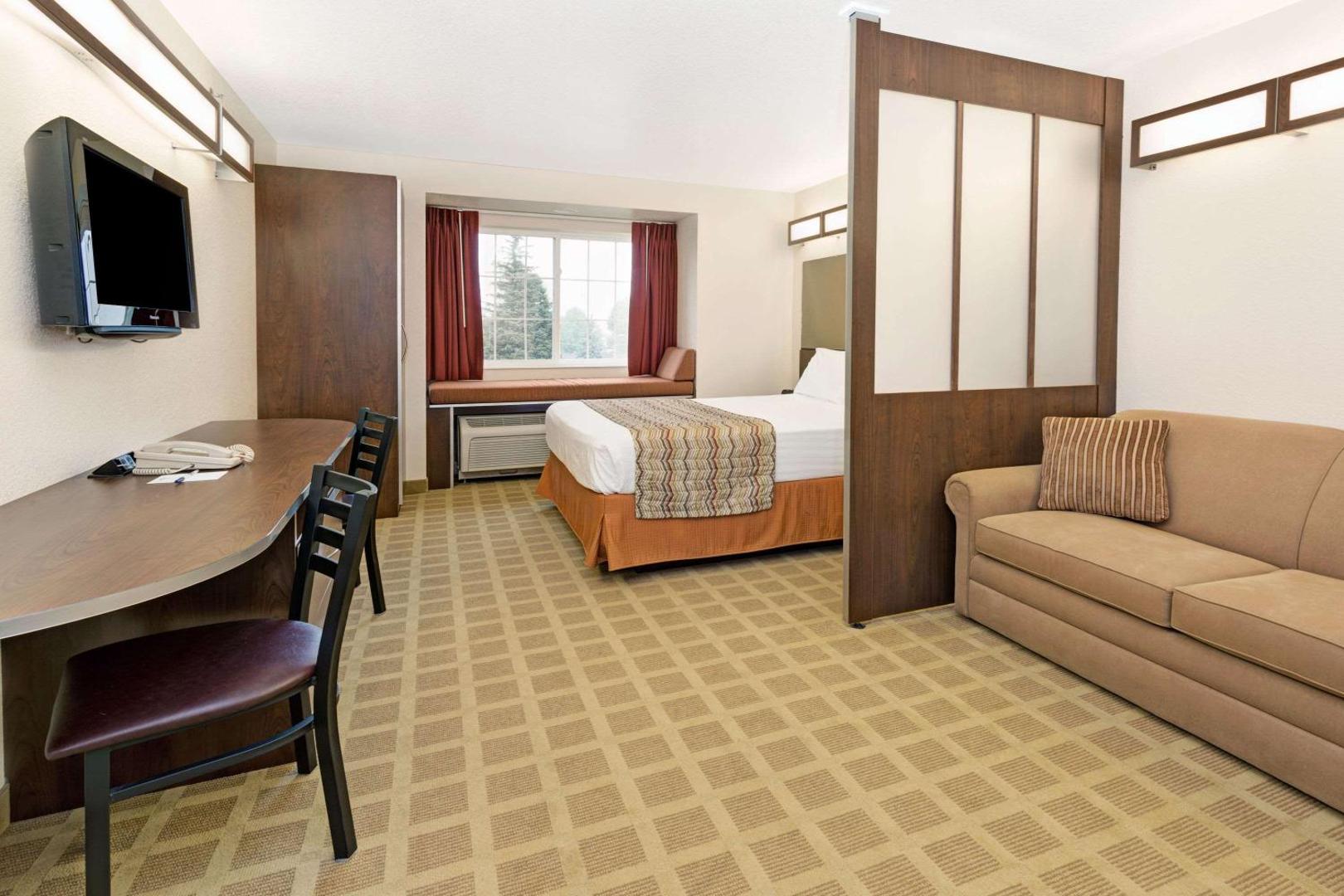 Microtel Inn & Suites by Wyndham Cheyenne