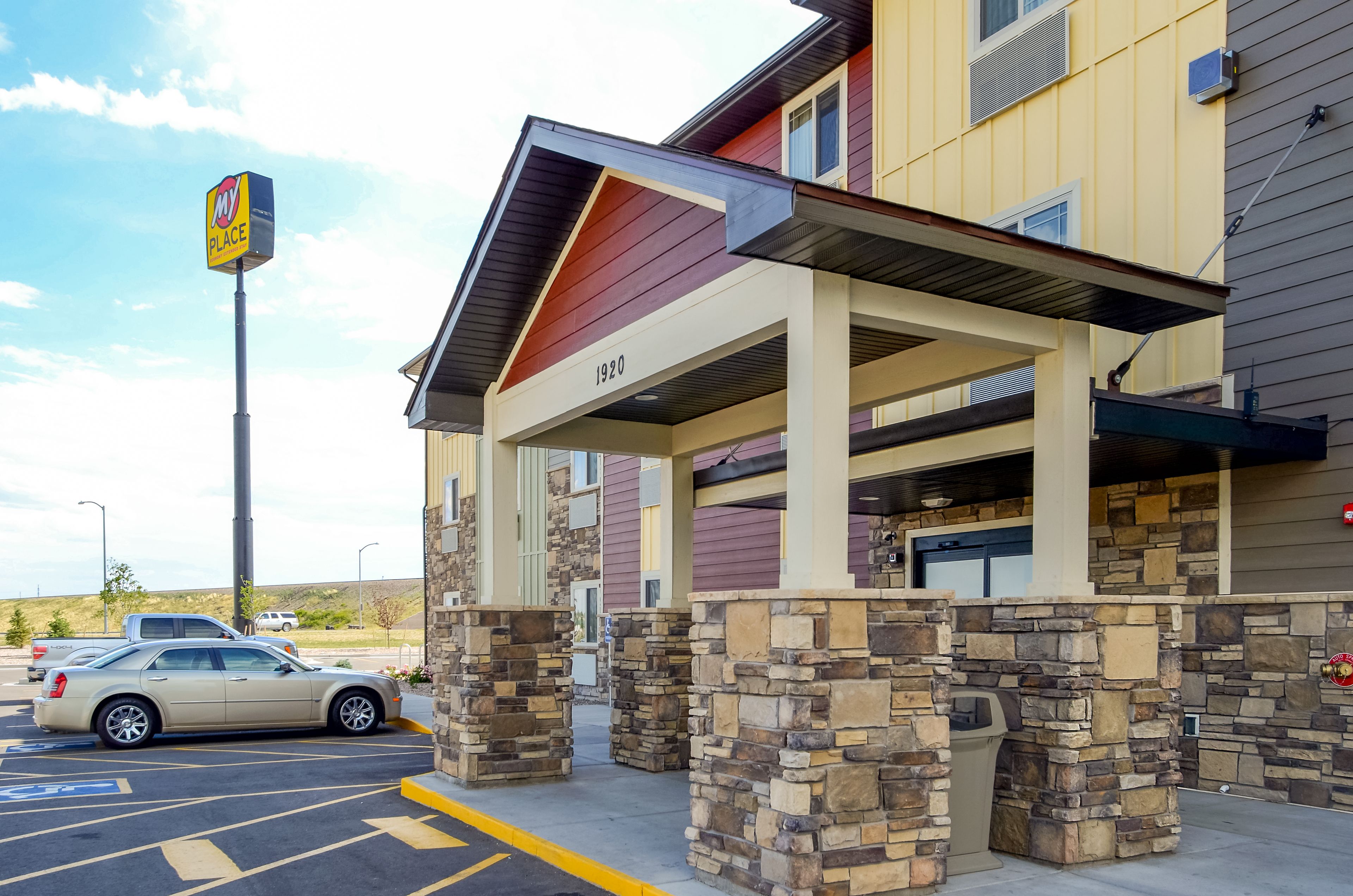 My Place Hotel - Cheyenne, WY