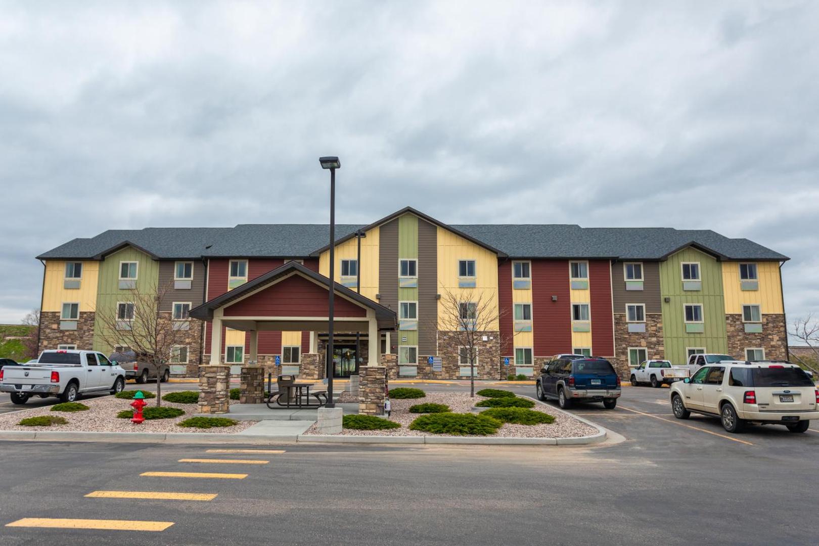 My Place Hotel - Cheyenne, WY