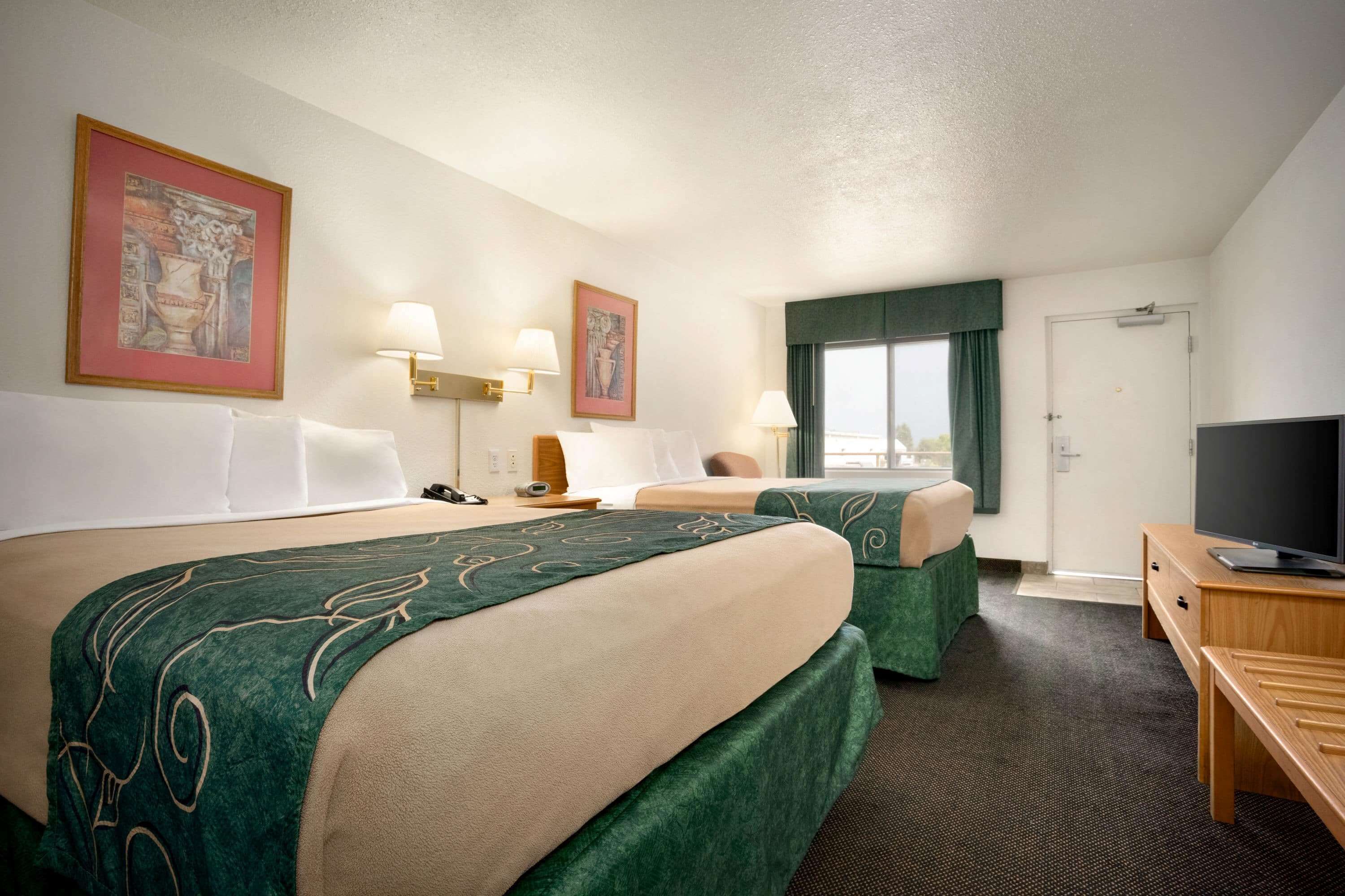 Travelodge by Wyndham Cheyenne