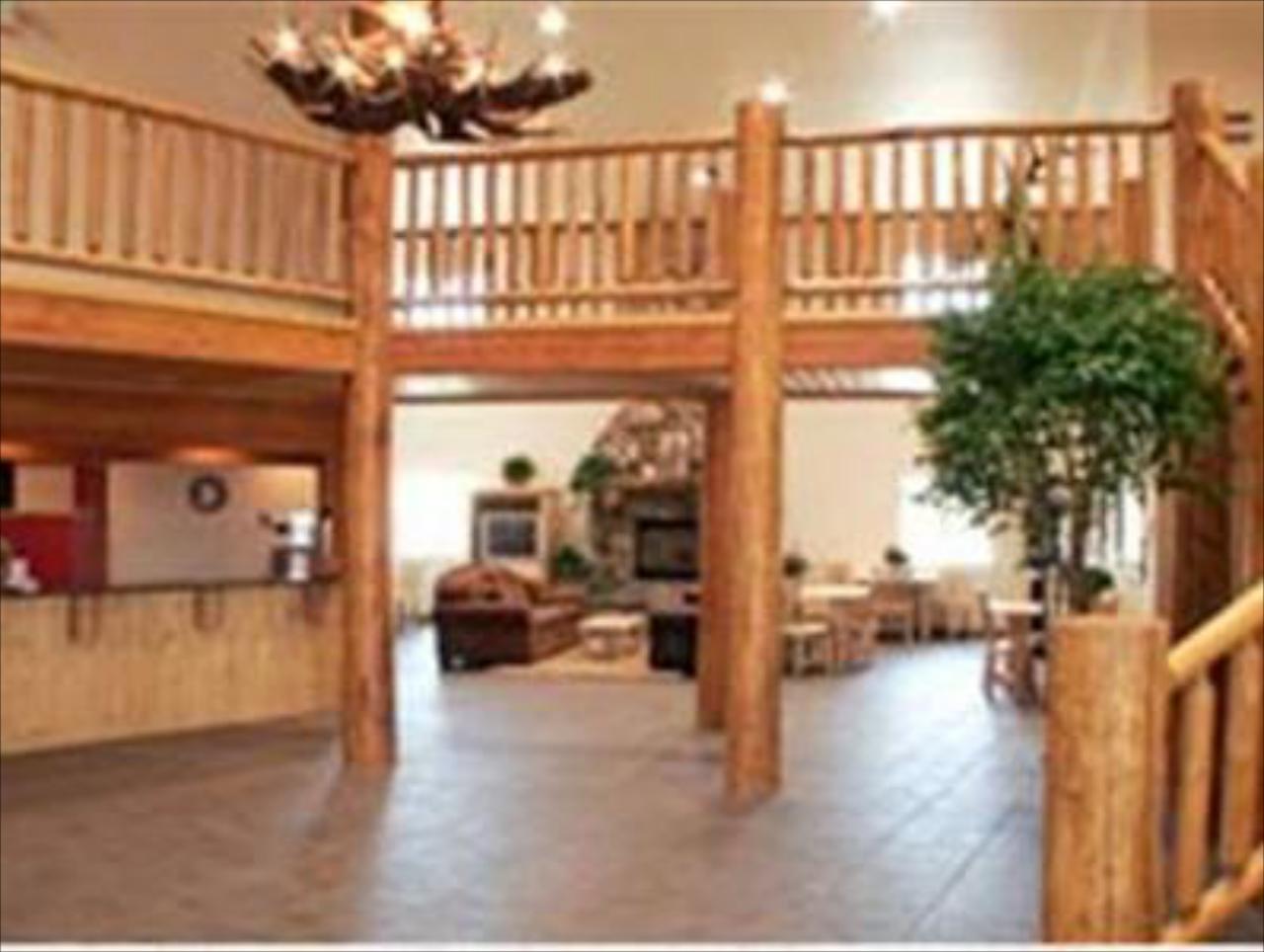 Cody Legacy Inn And Suites