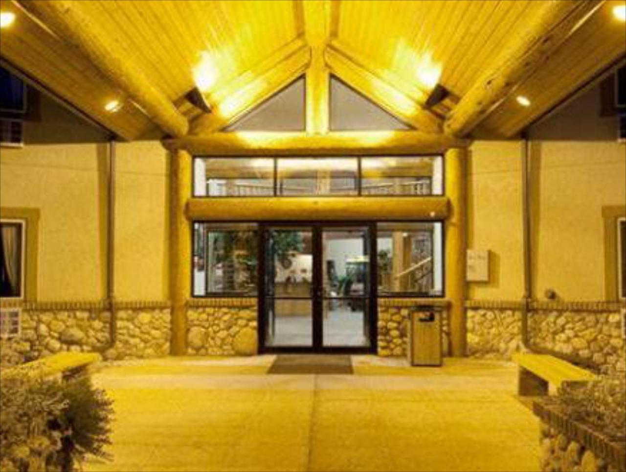 Cody Legacy Inn And Suites