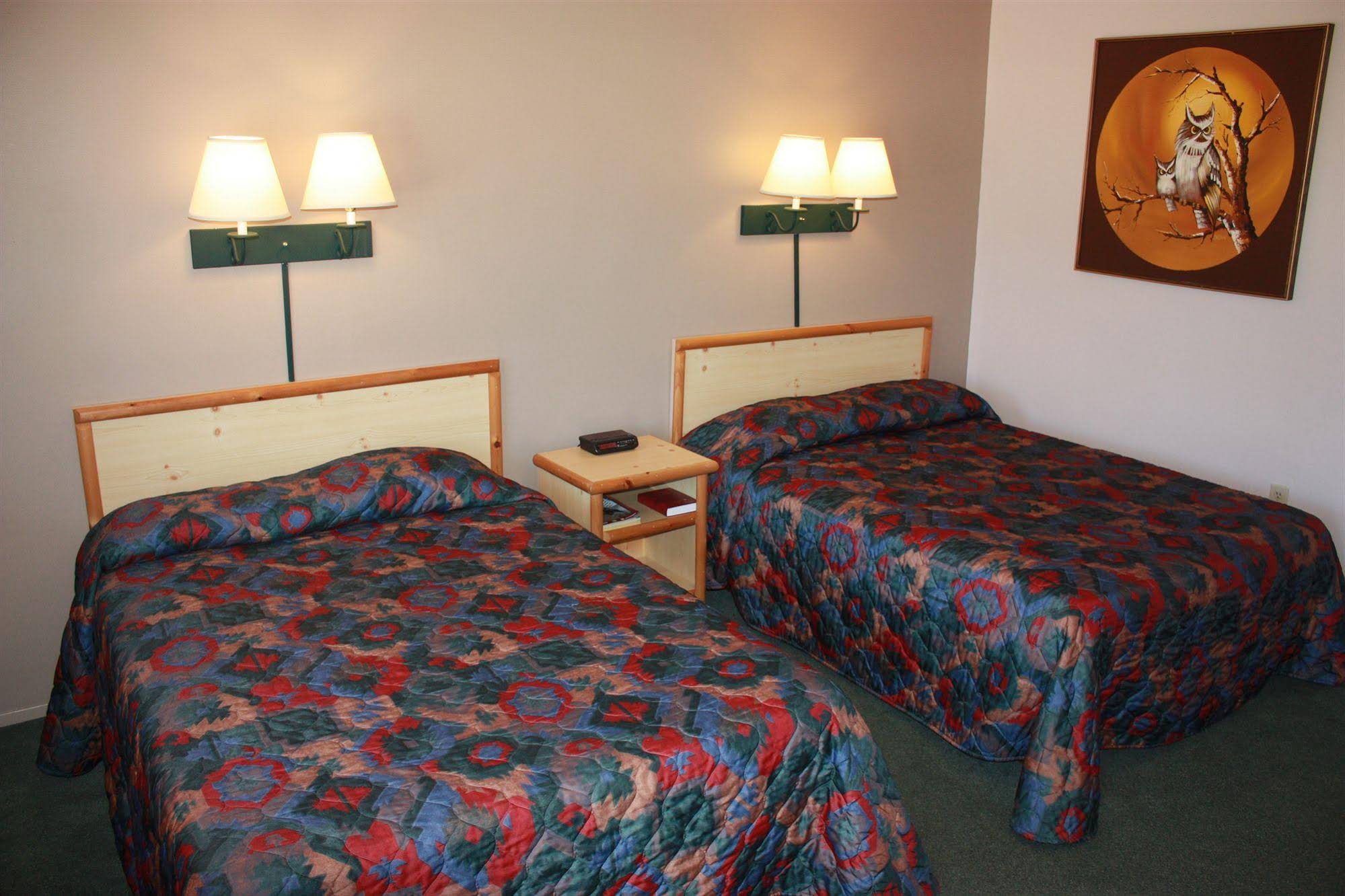 Green Creek Inn and RV Park