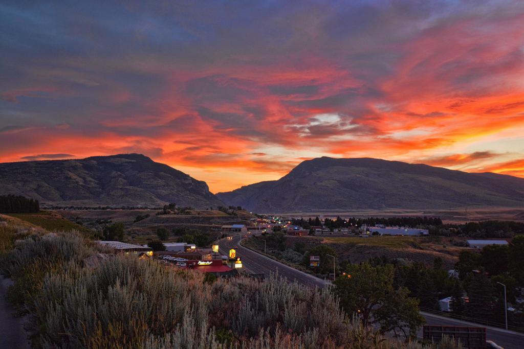 Super 8 by Wyndham Cody