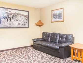 Super 8 by Wyndham Dubois
