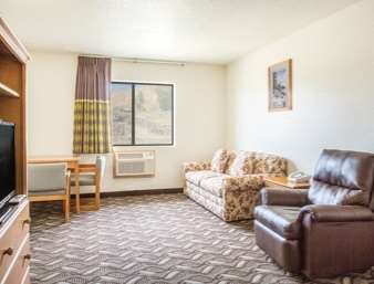Super 8 by Wyndham Dubois