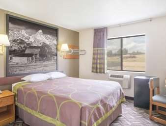 Super 8 by Wyndham Dubois