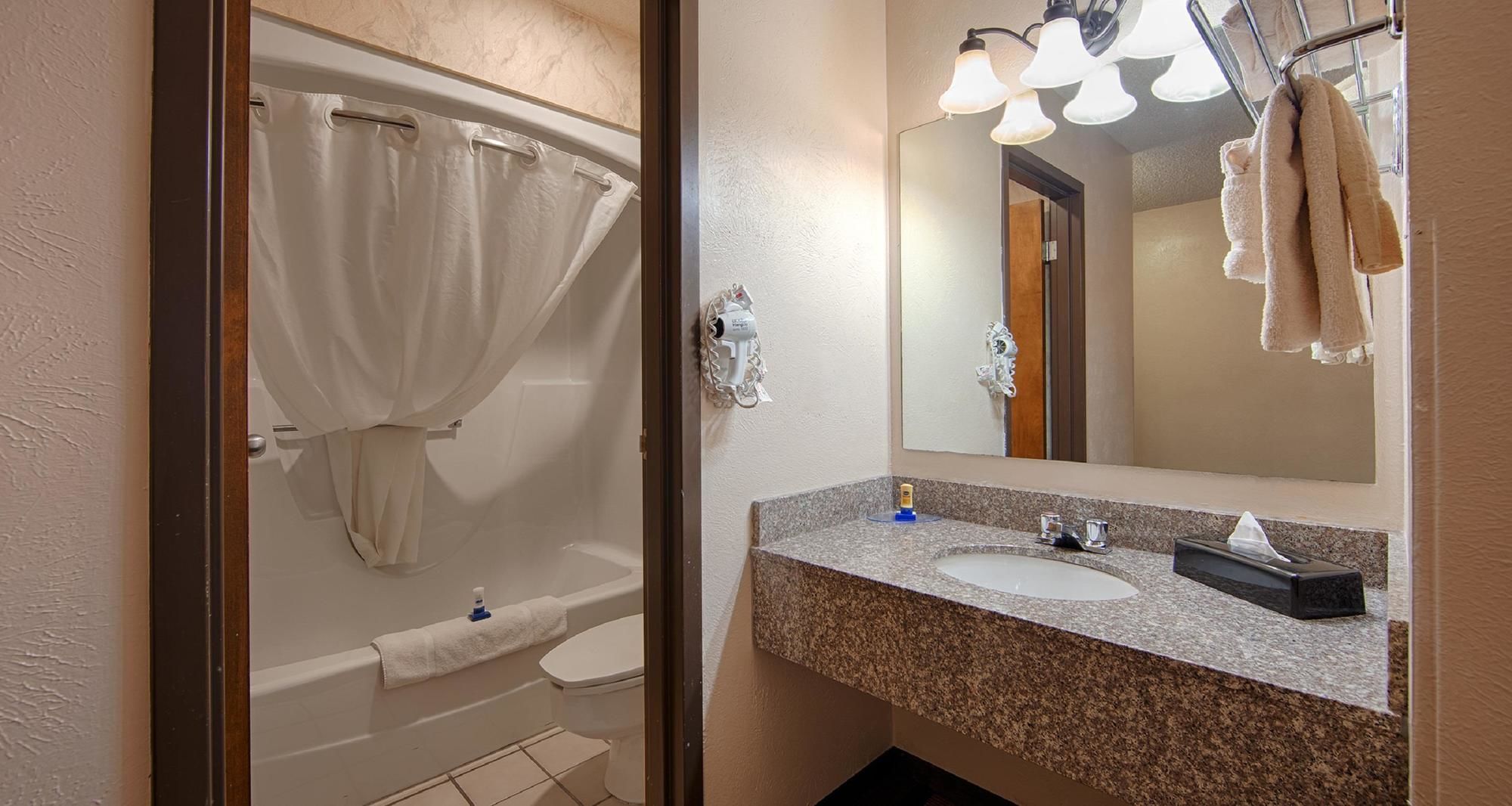 Best Western Tower West Lodge