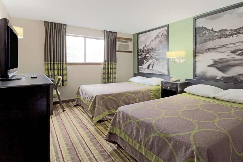 Super 8 by Wyndham Green River