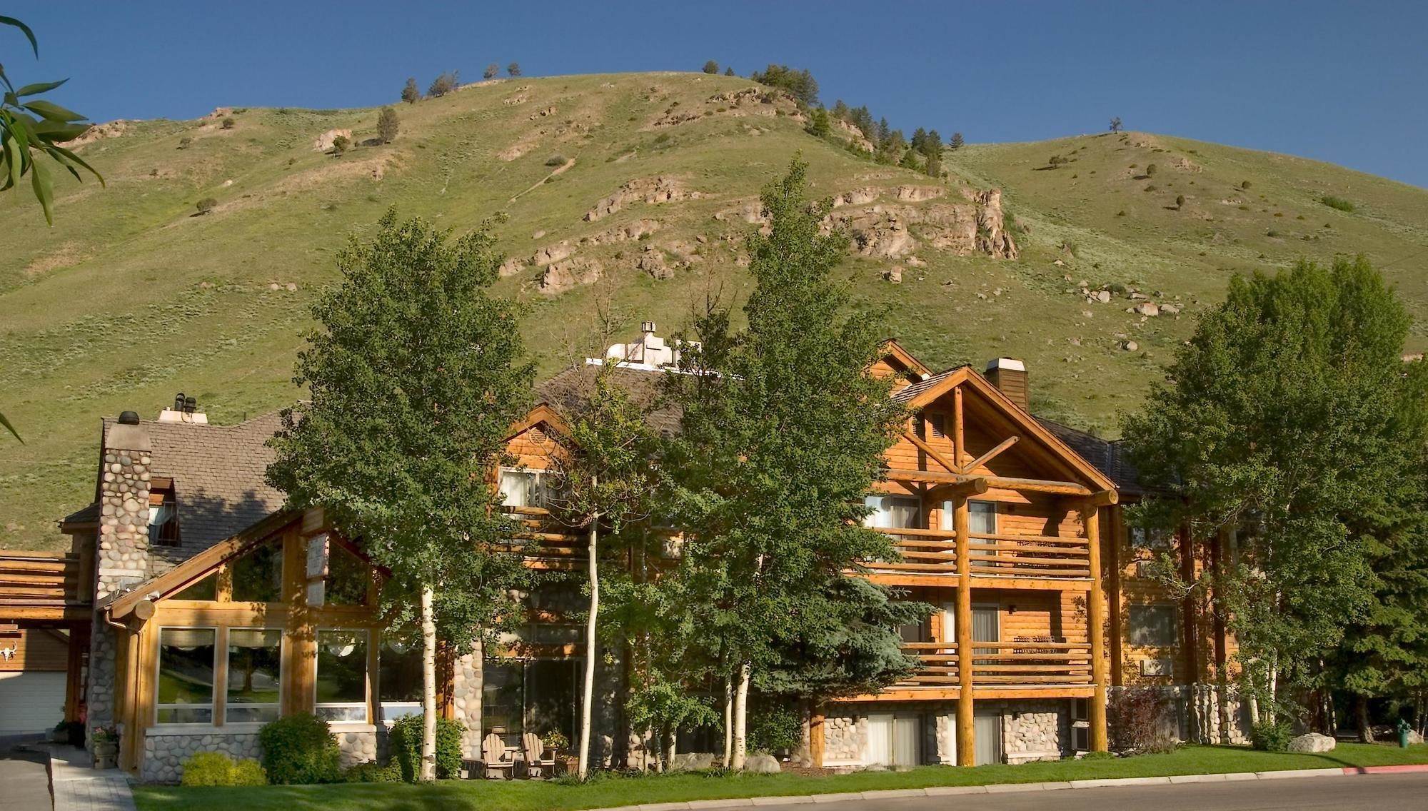 Rusty Parrot Lodge and Spa