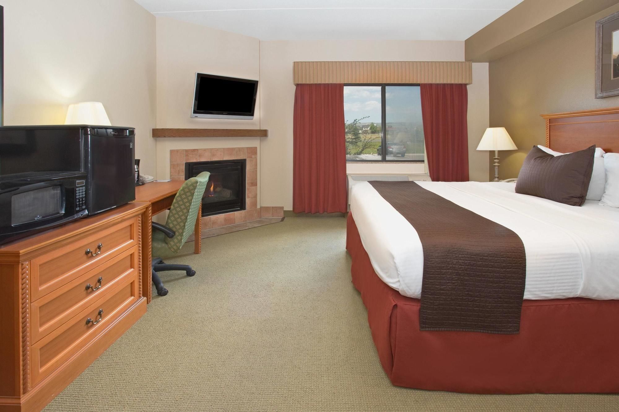 AmericInn by Wyndham Laramie Near University of Wyoming
