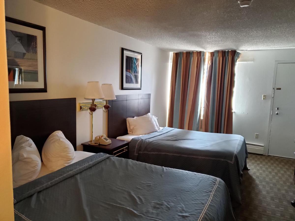 Travelodge by Wyndham Laramie