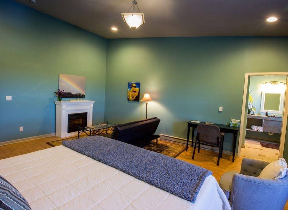 Vista de la Luna Bed & Breakfast