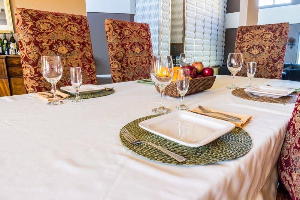 Vista de la Luna Bed & Breakfast