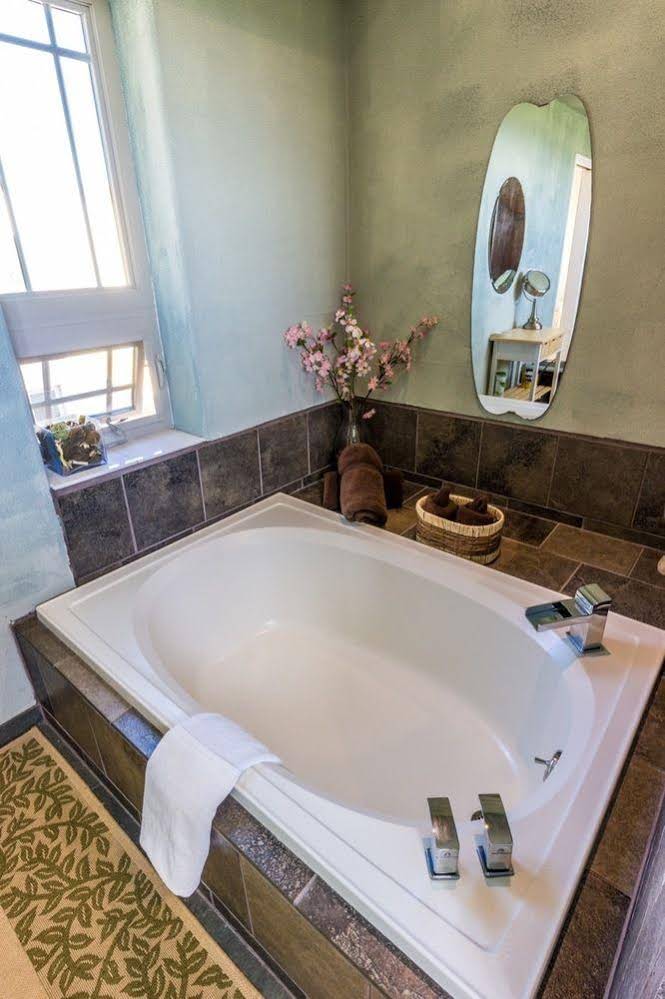 Vista de la Luna Bed & Breakfast