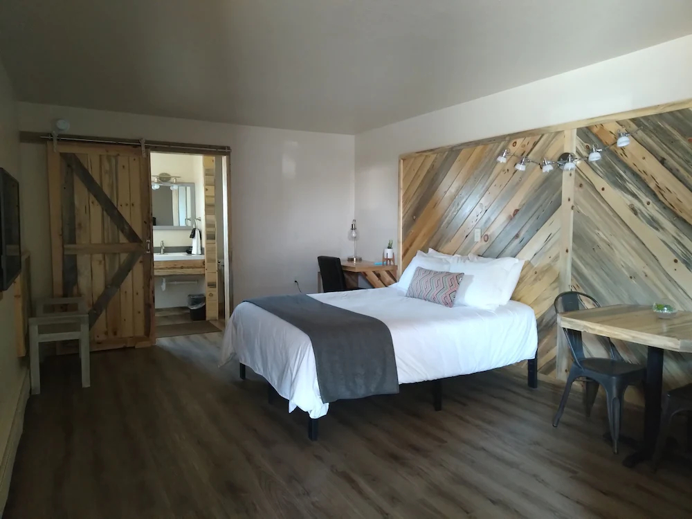 Horseshoe Bend Motel