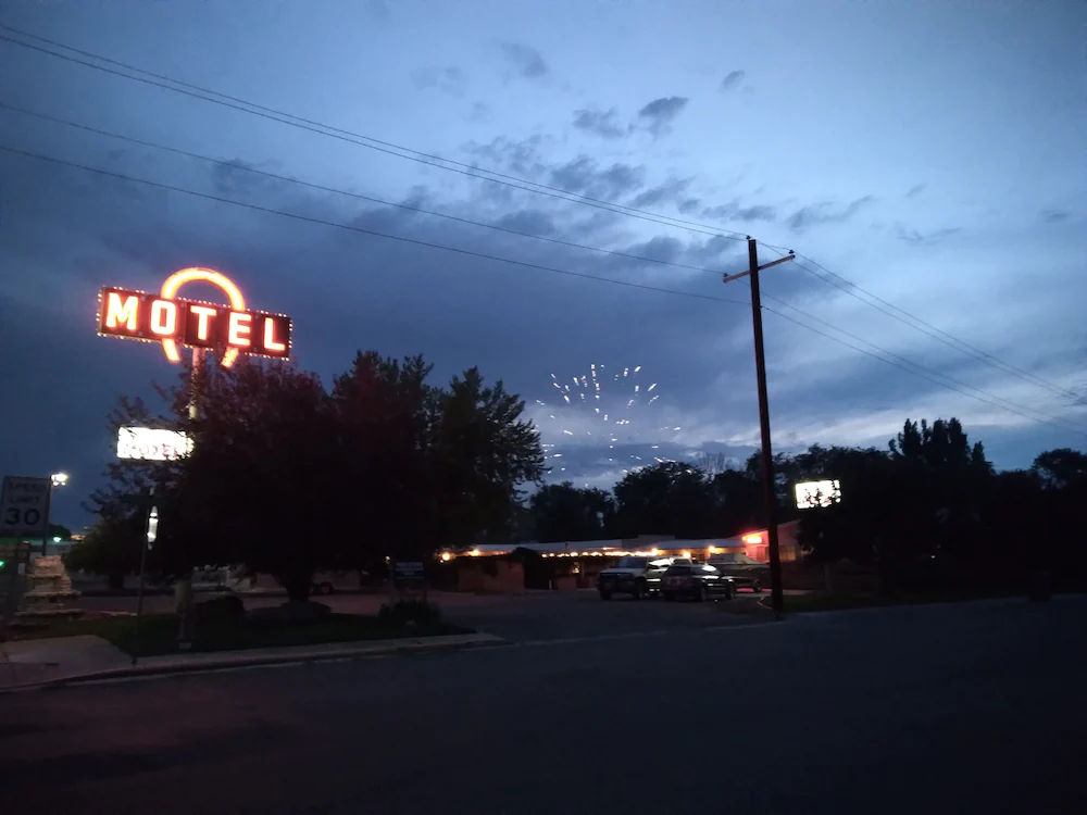 Horseshoe Bend Motel