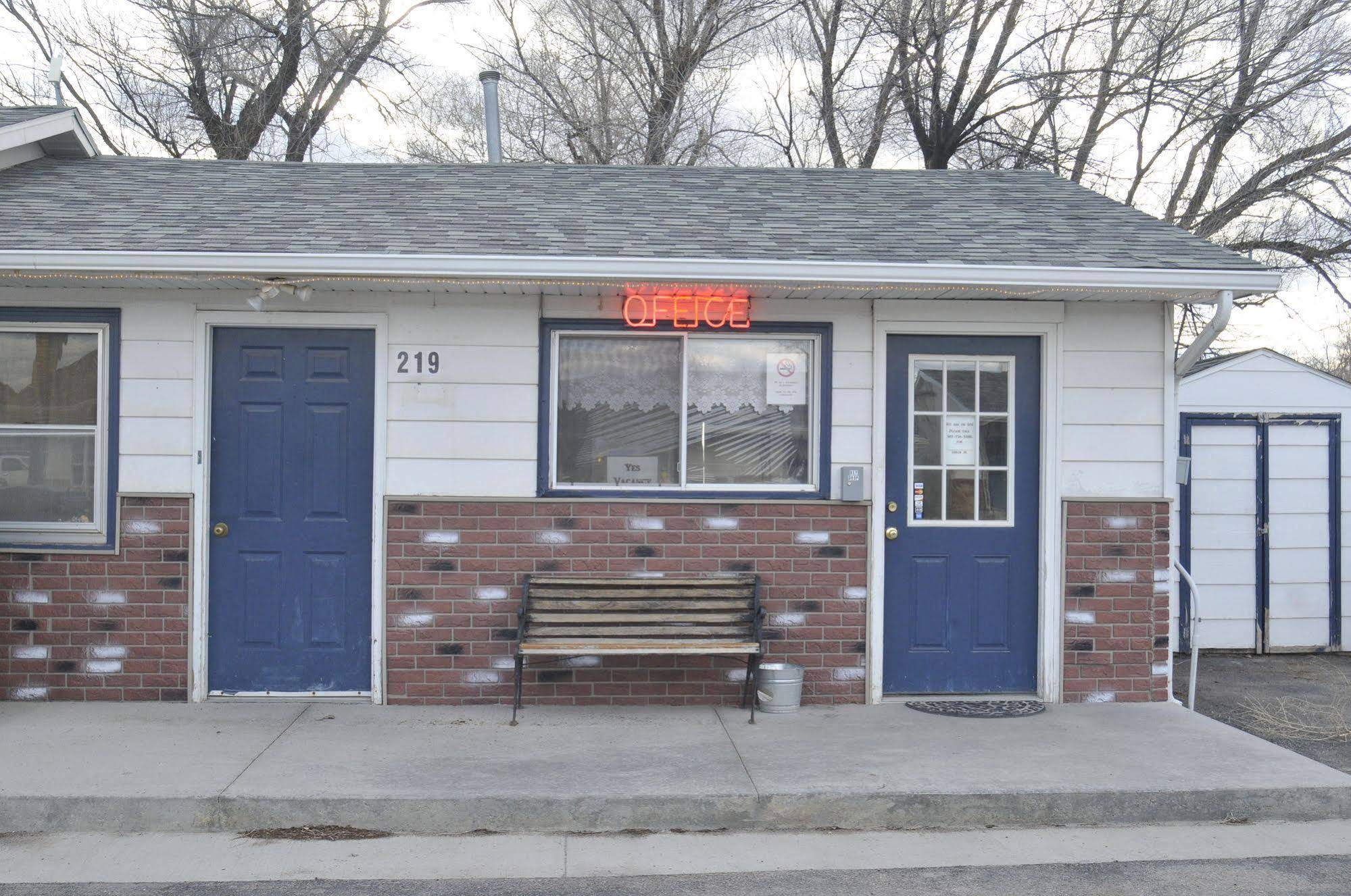 Cozy Motel