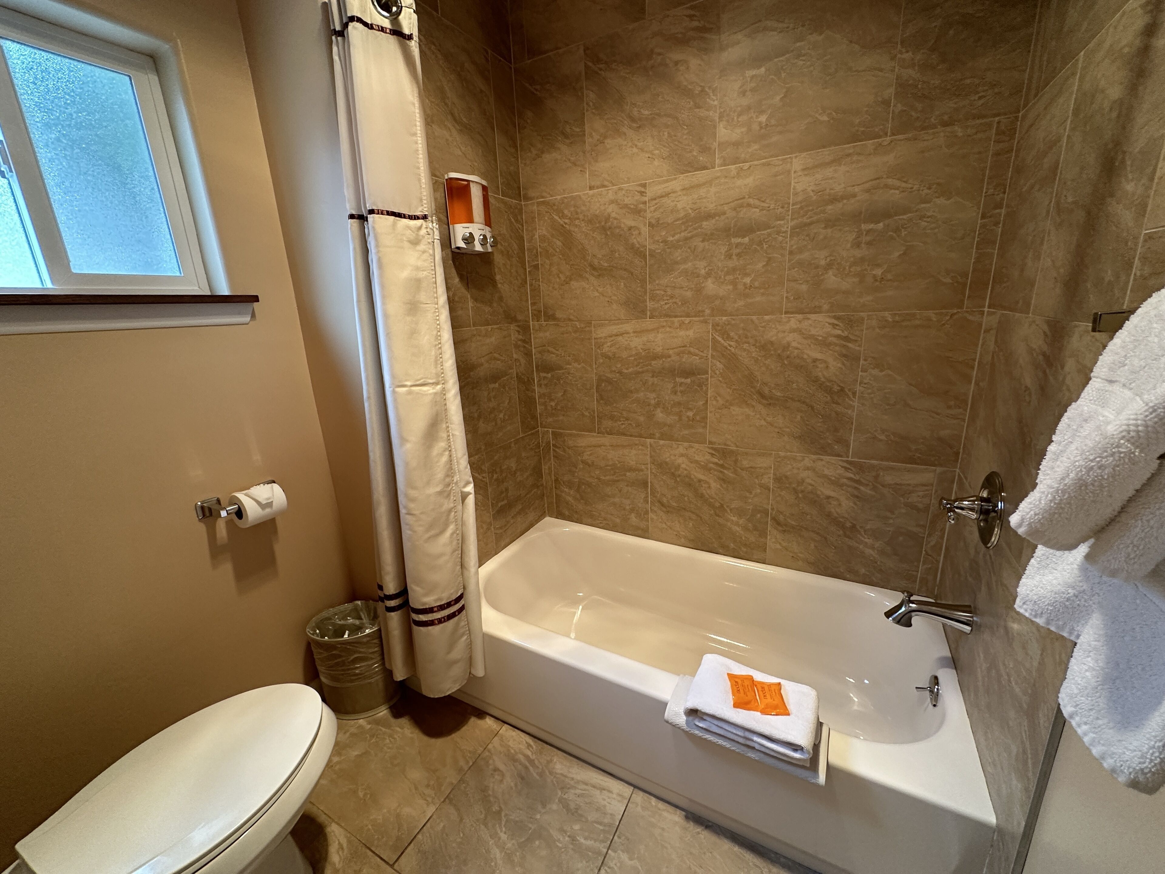 Abram Inn and Suites
