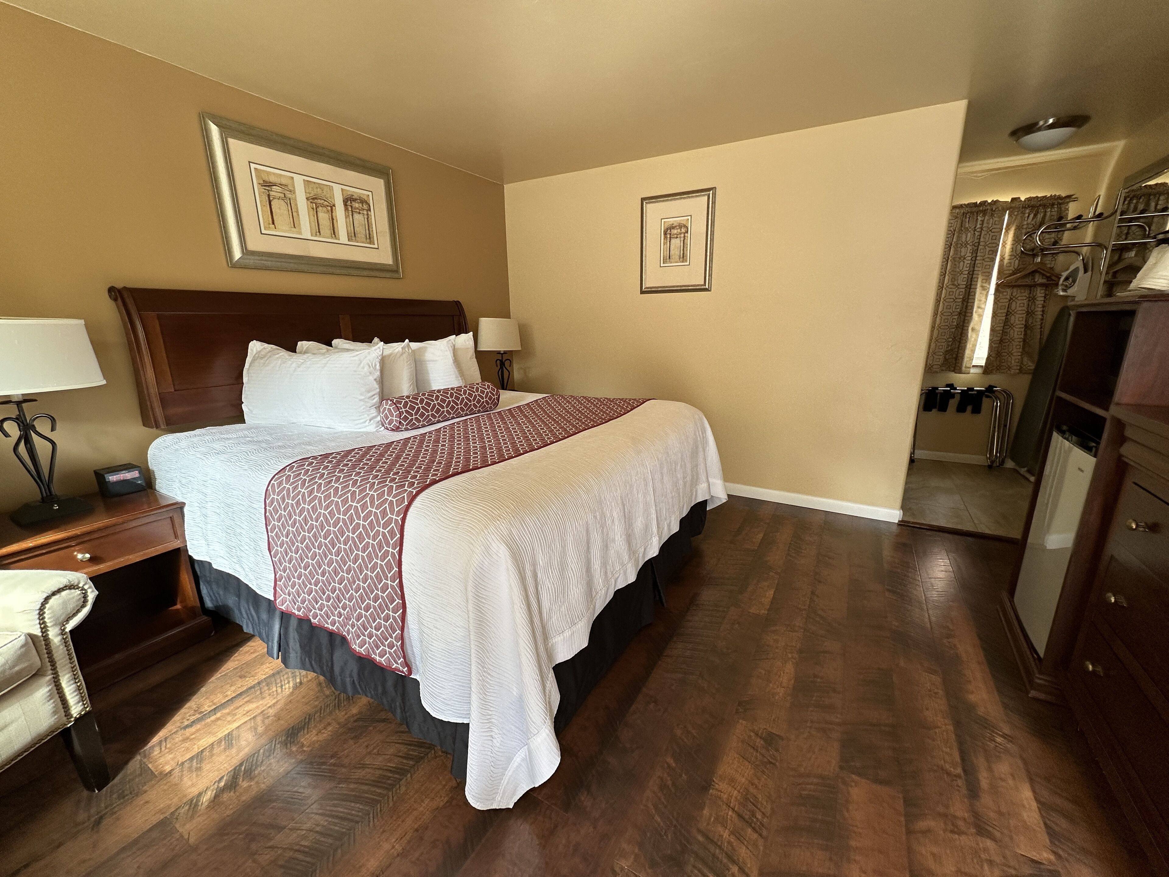Abram Inn and Suites