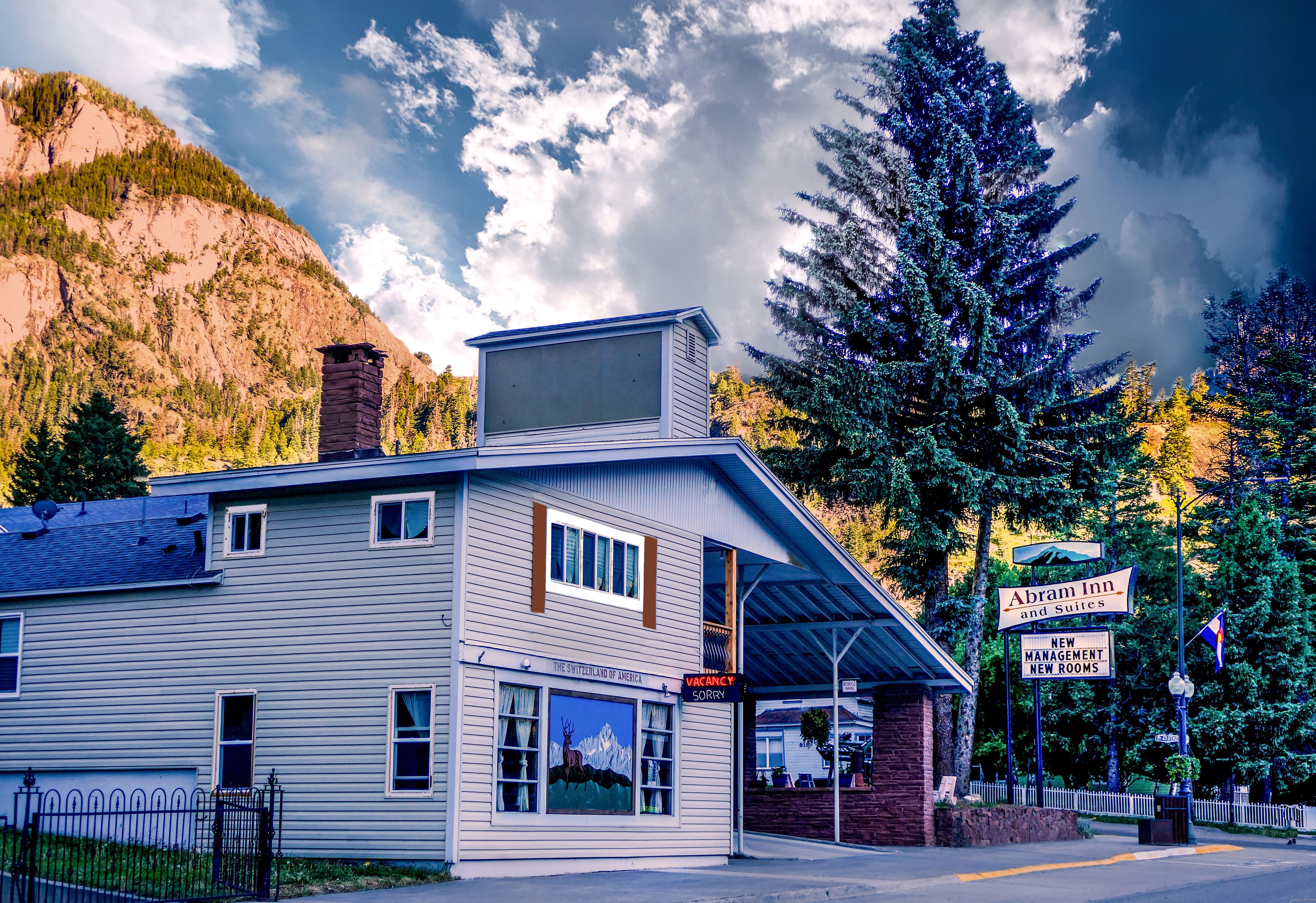 Abram Inn and Suites