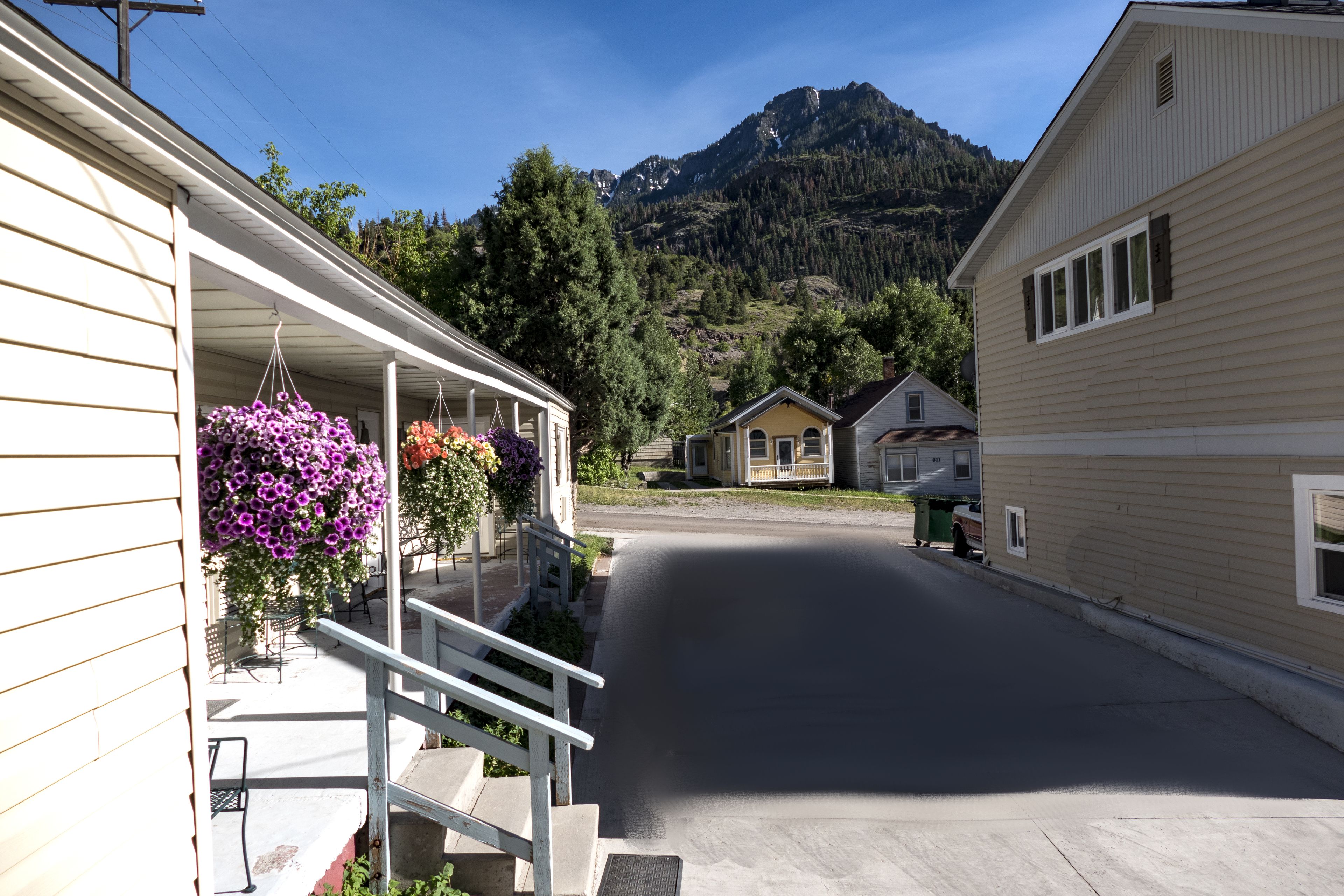 Abram Inn and Suites