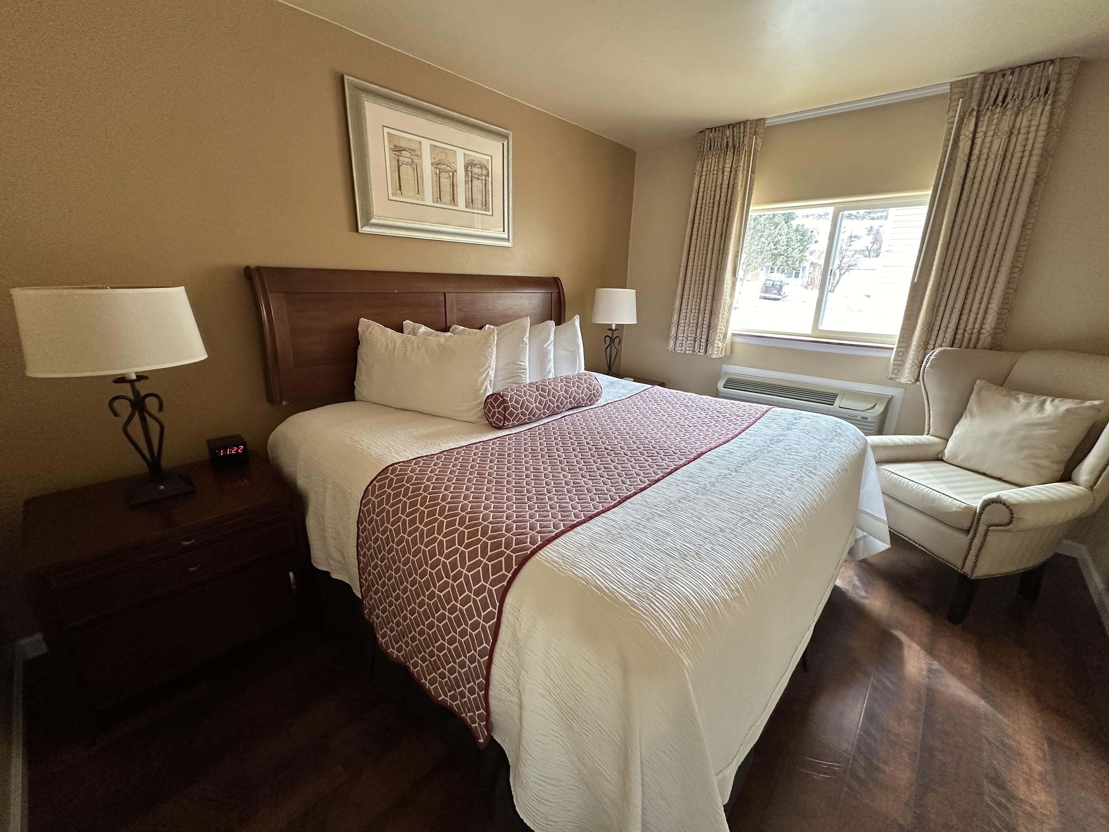 Abram Inn and Suites