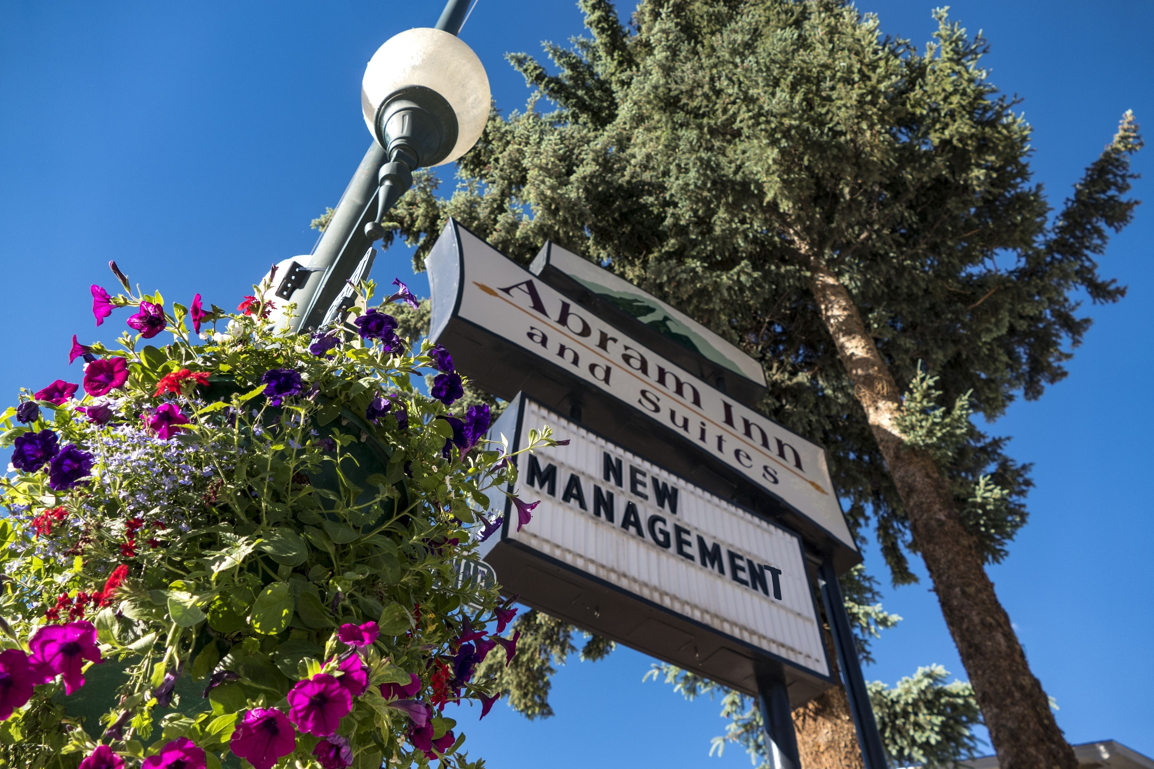 Abram Inn and Suites