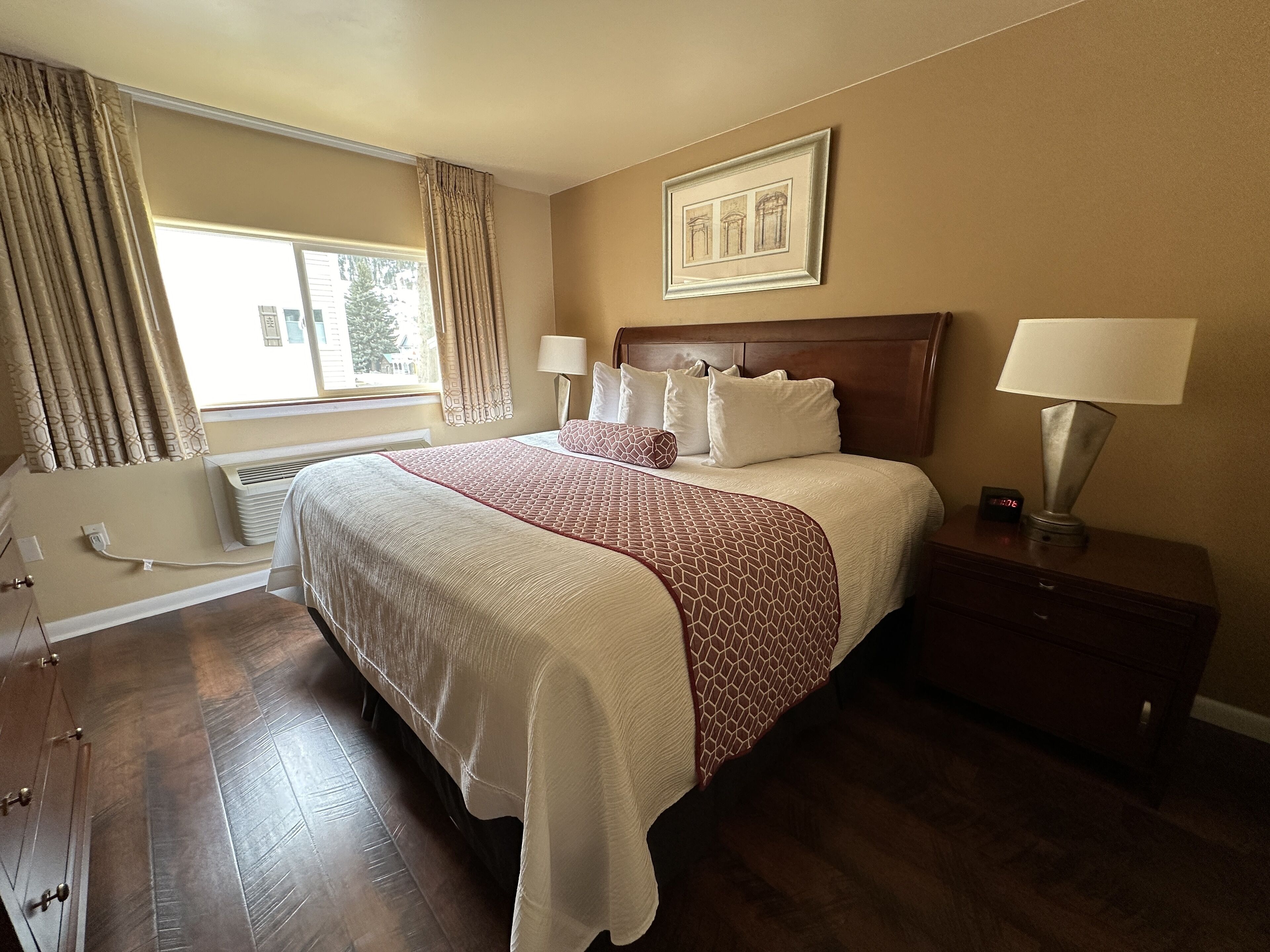 Abram Inn and Suites