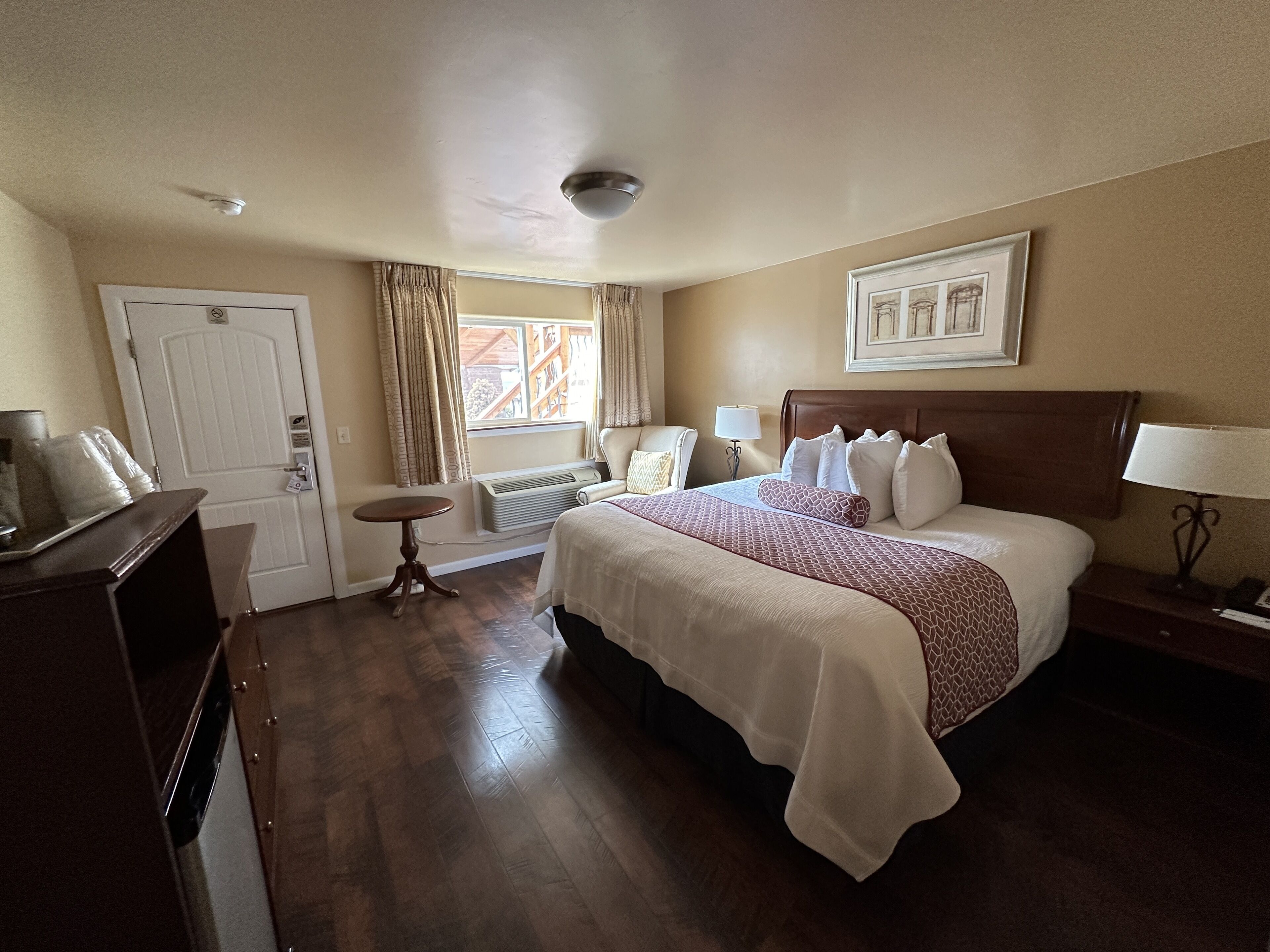 Abram Inn and Suites