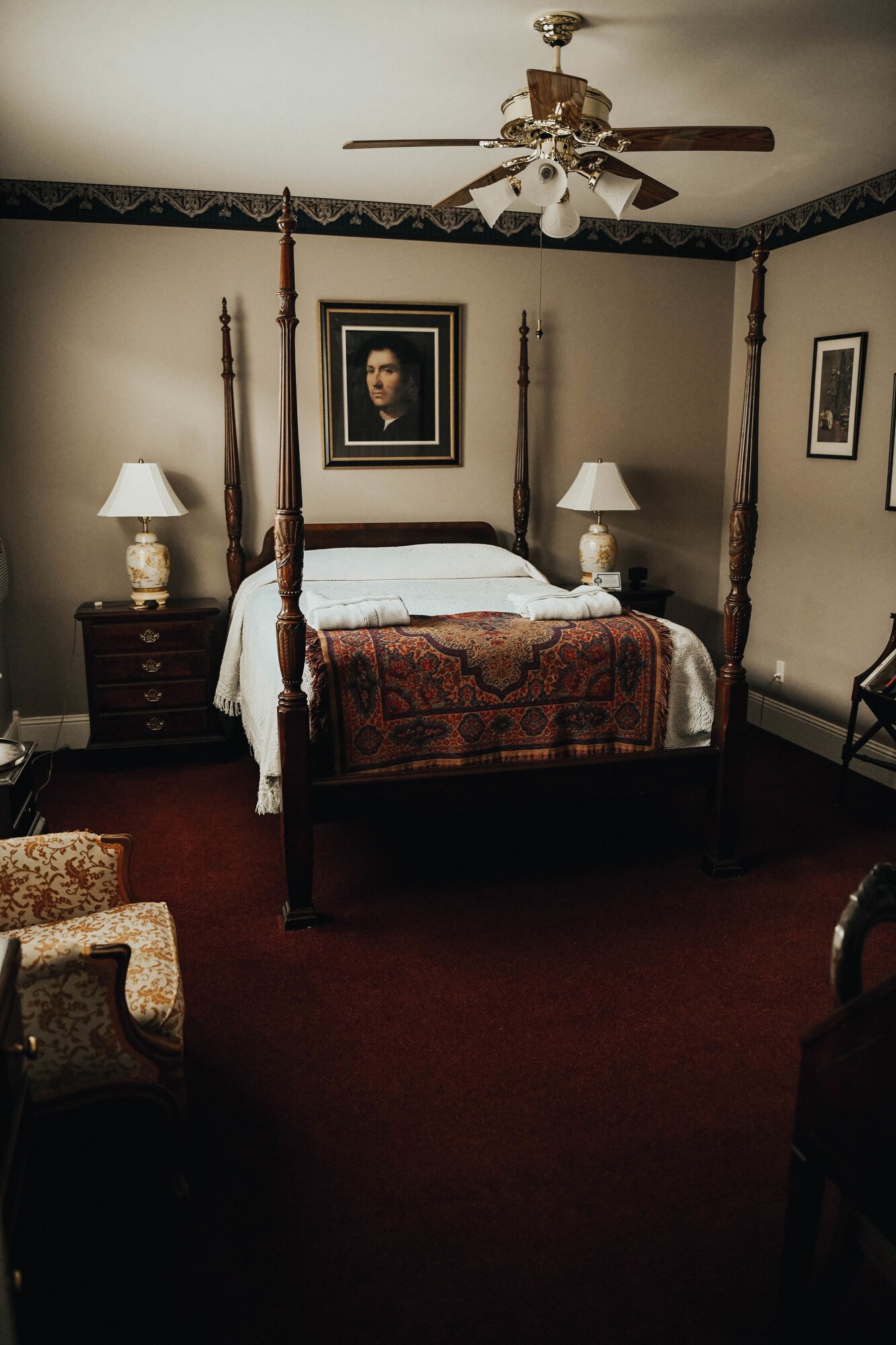 China Clipper Inn
