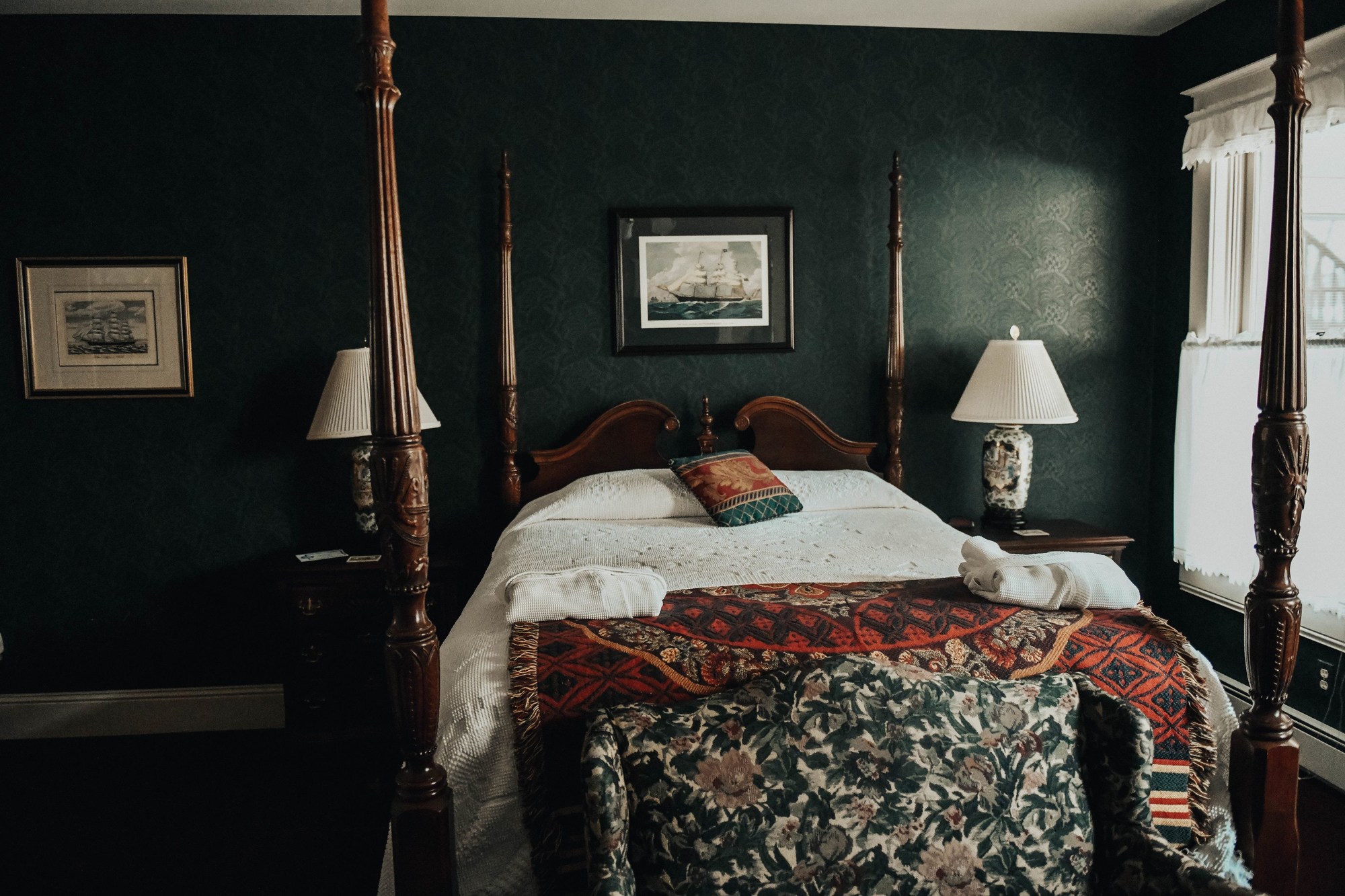 China Clipper Inn