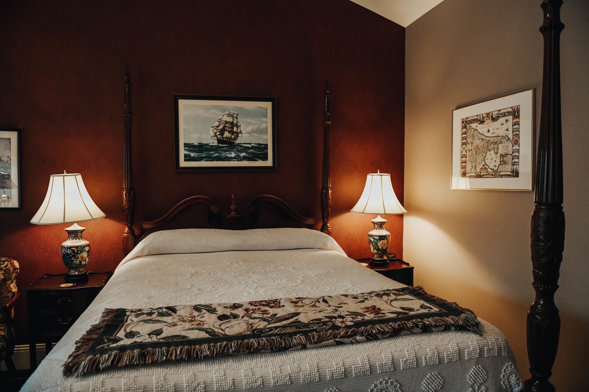 China Clipper Inn